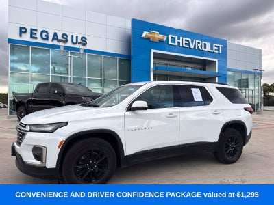 2023 Chevrolet Traverse LT Cloth