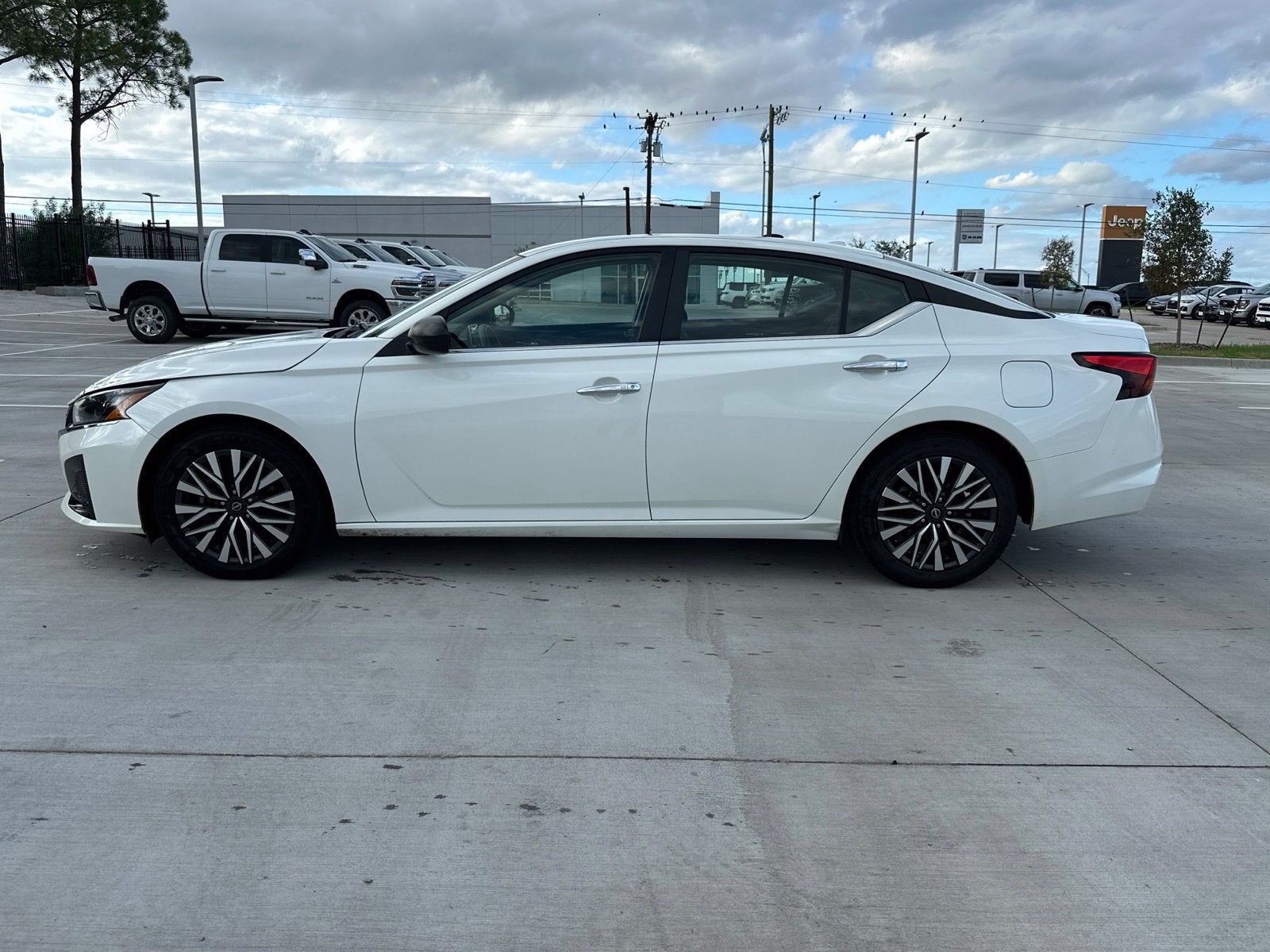 2024 Nissan Altima 2.5 SV