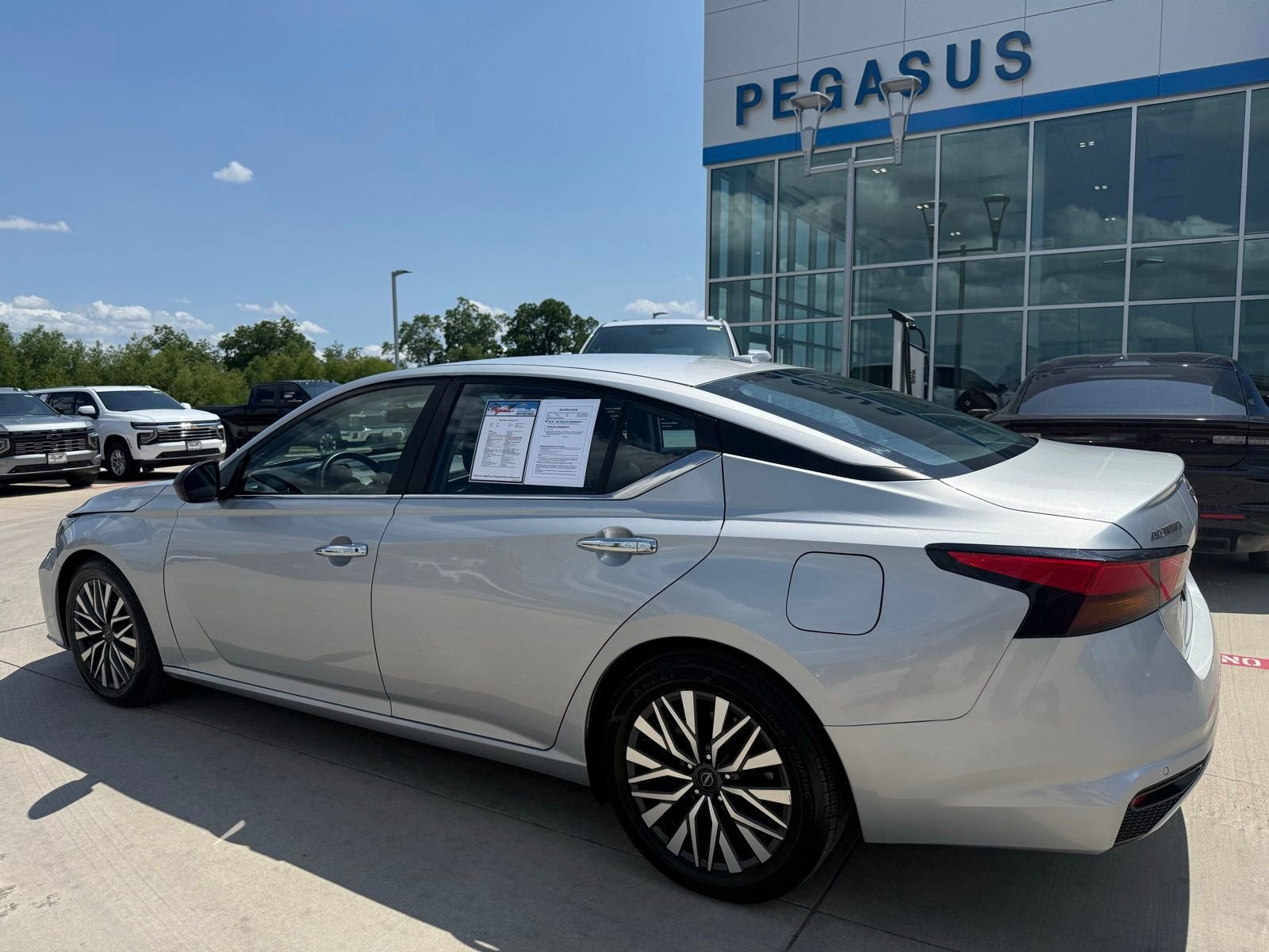 2024 Nissan Altima 2.5 SV