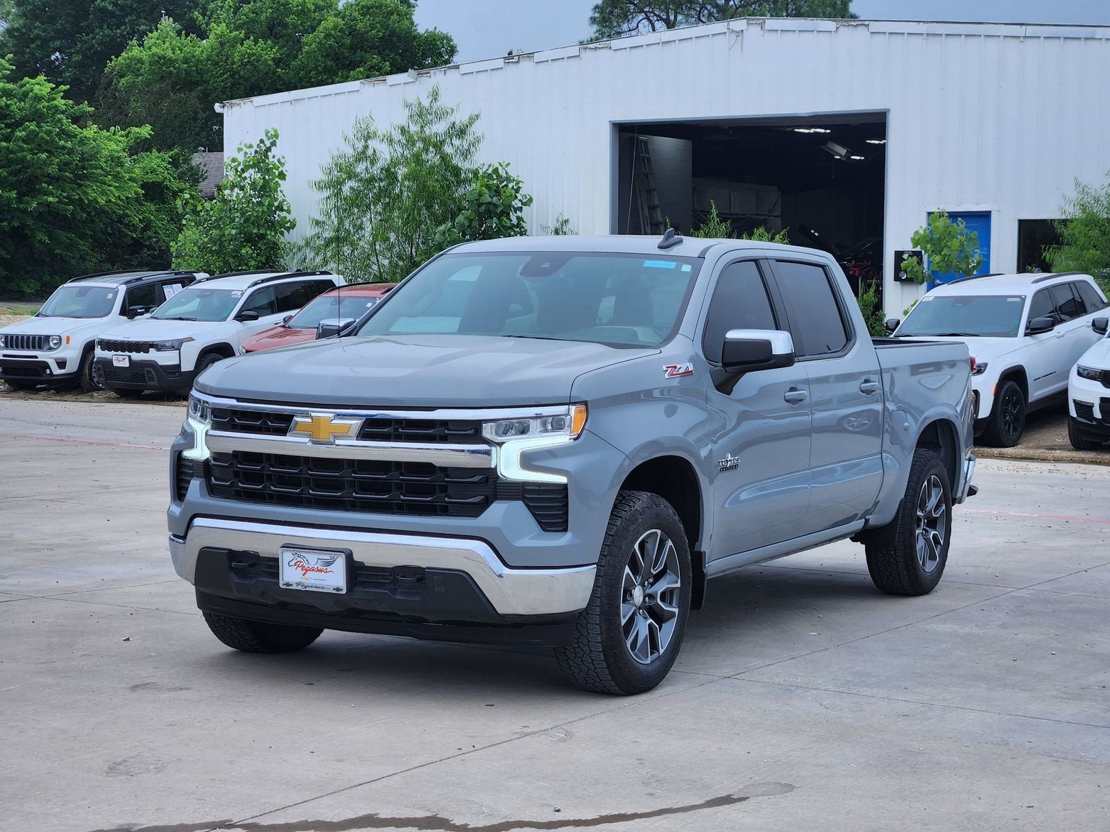 2024 Chevrolet Silverado 1500 LT