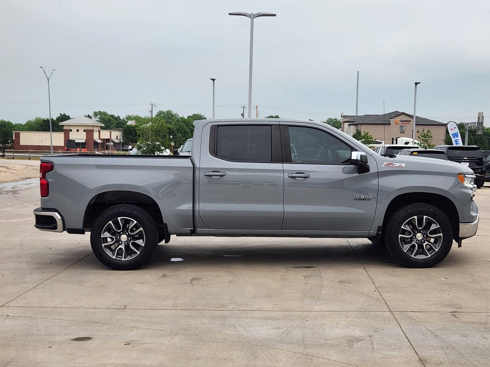 2024 Chevrolet Silverado 1500 LT