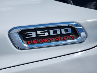 2022 RAM 3500 Tradesman Crew Cab 4x4 8' Box