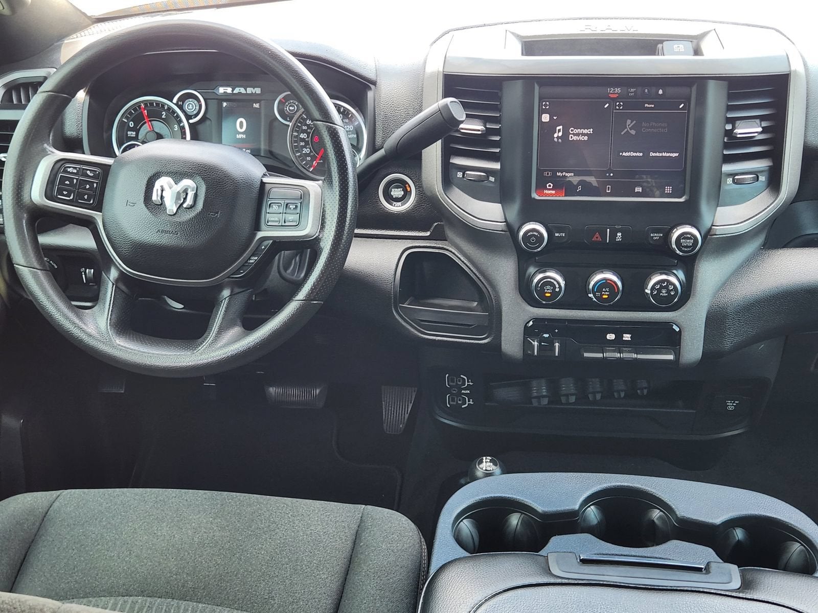2022 RAM 3500 Tradesman Crew Cab 4x4 8' Box