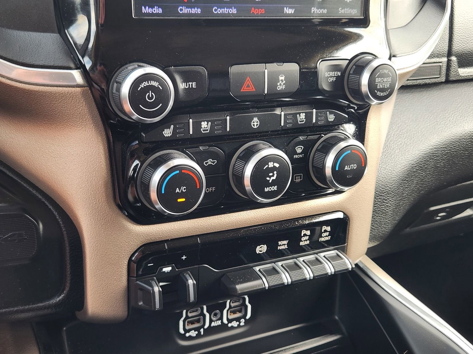 2020 RAM 2500 Laramie Mega Cab 4x4 6'4" Box