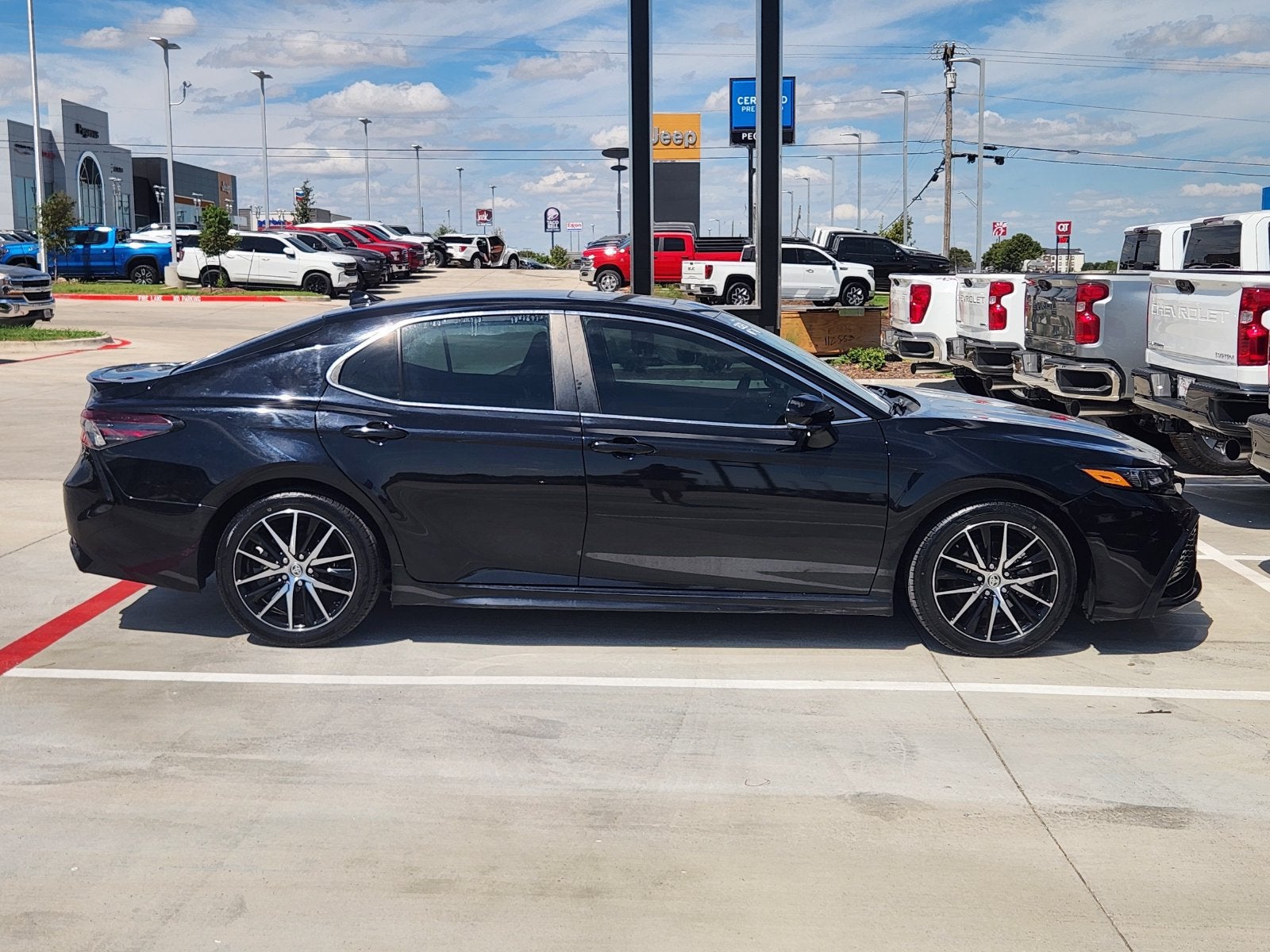 2023 Toyota Camry SE