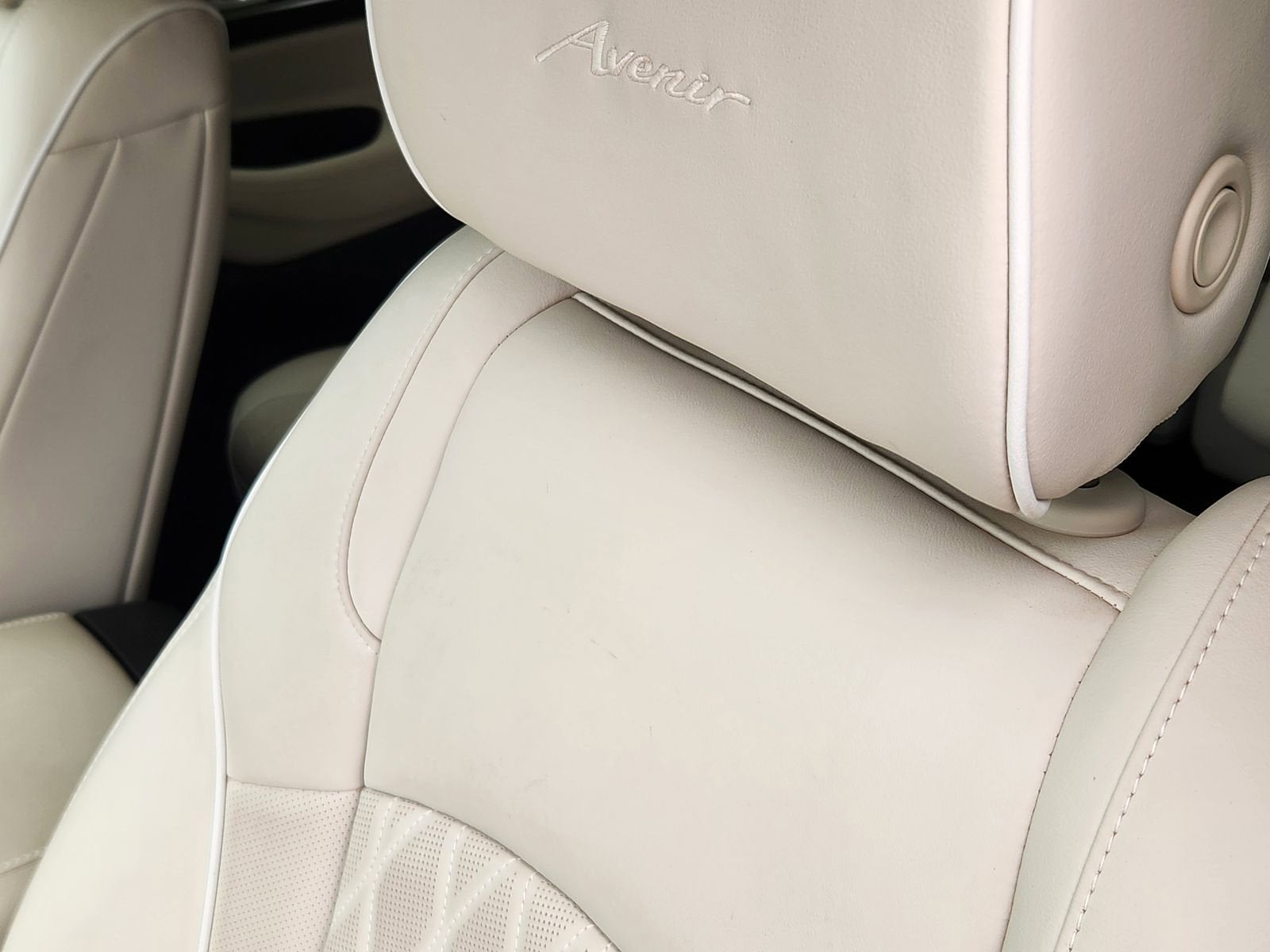 2024 Buick Enclave Avenir