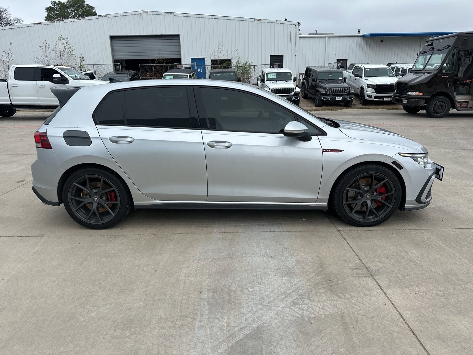 2022 Volkswagen Golf GTI 2.0T SE