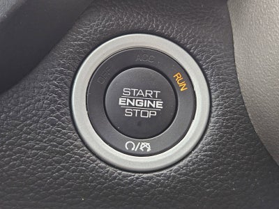 2019 RAM 1500 Laramie Crew Cab 4x4 5'7" Box