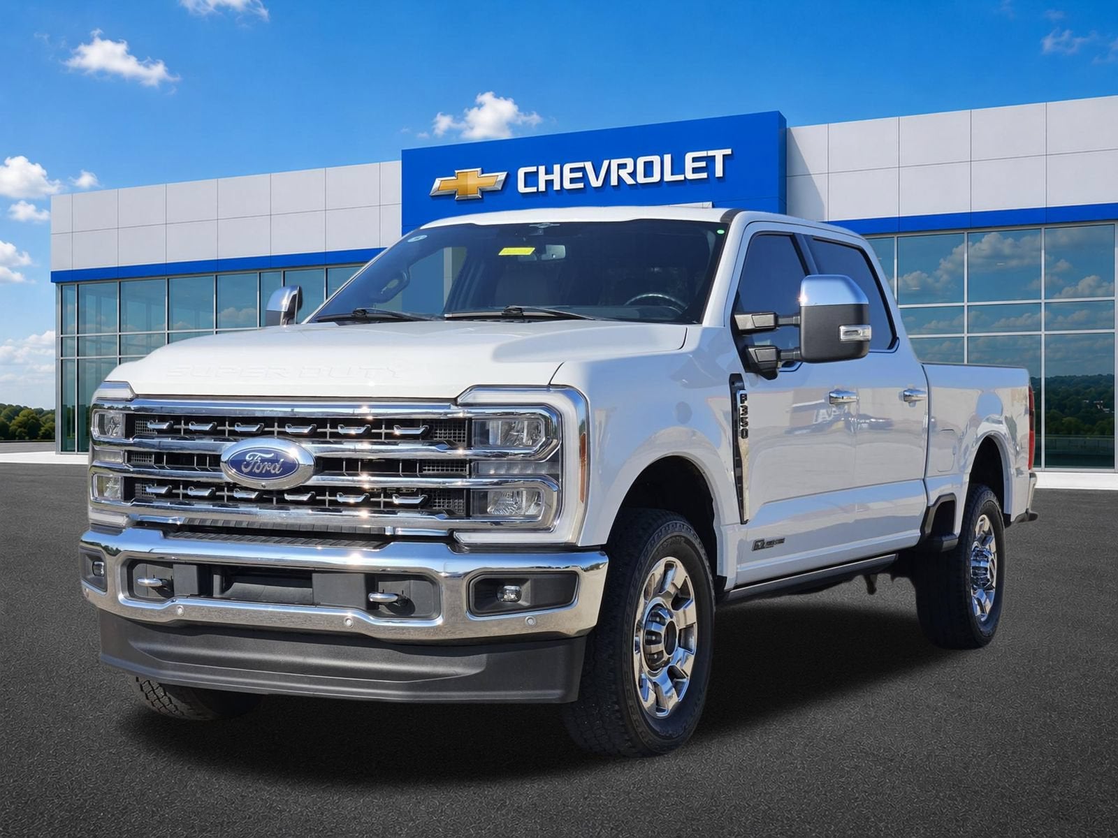 2023 Ford F-350 Super Duty Lariat - Photo 2