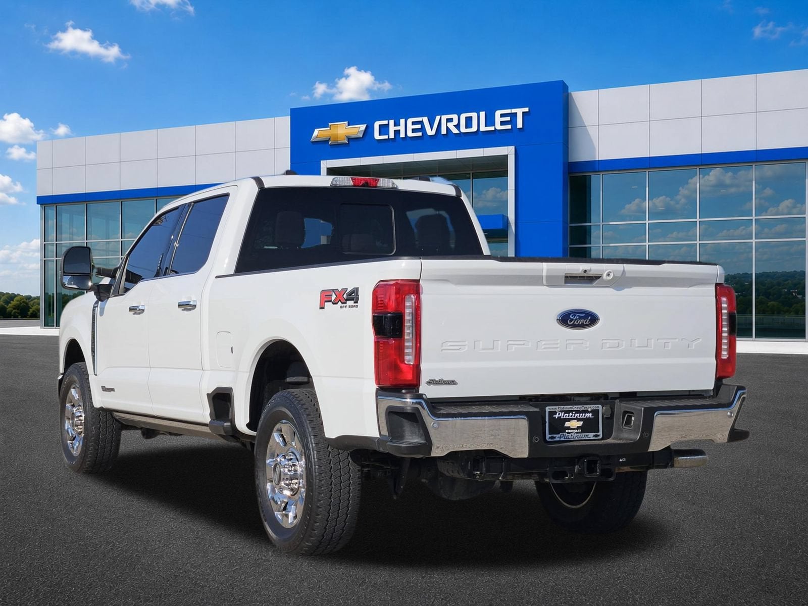 2023 Ford F-350 Super Duty Lariat - Photo 4