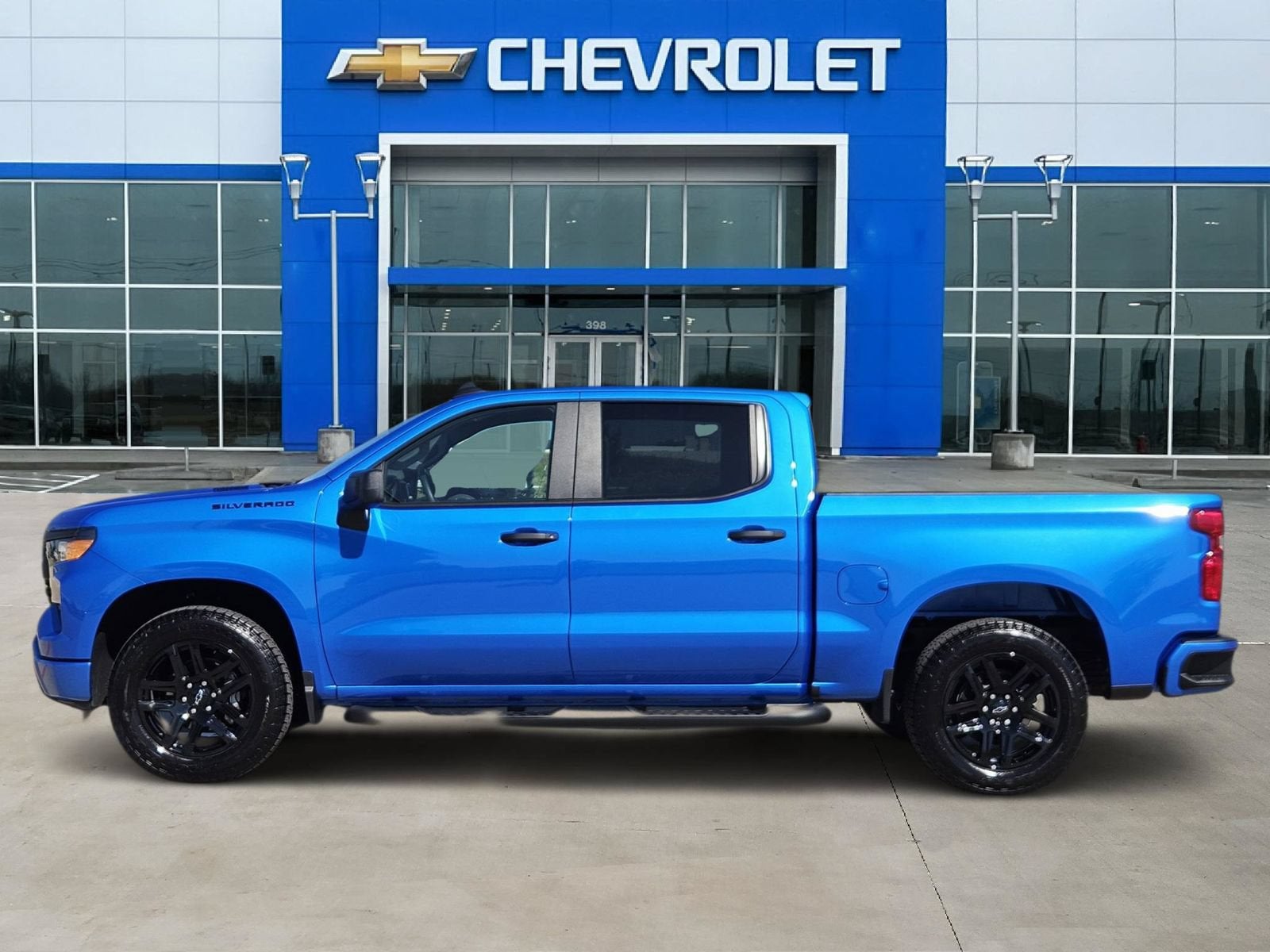 2025 Chevrolet Silverado 1500 Custom