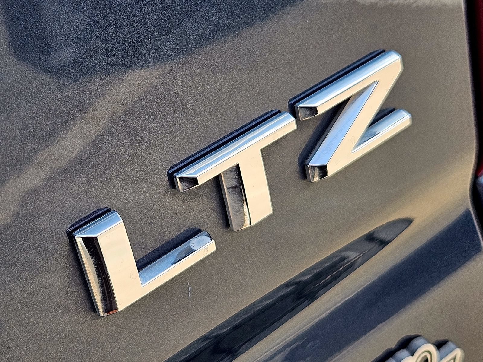 2024 Chevrolet Silverado 1500 LTZ - Photo 18