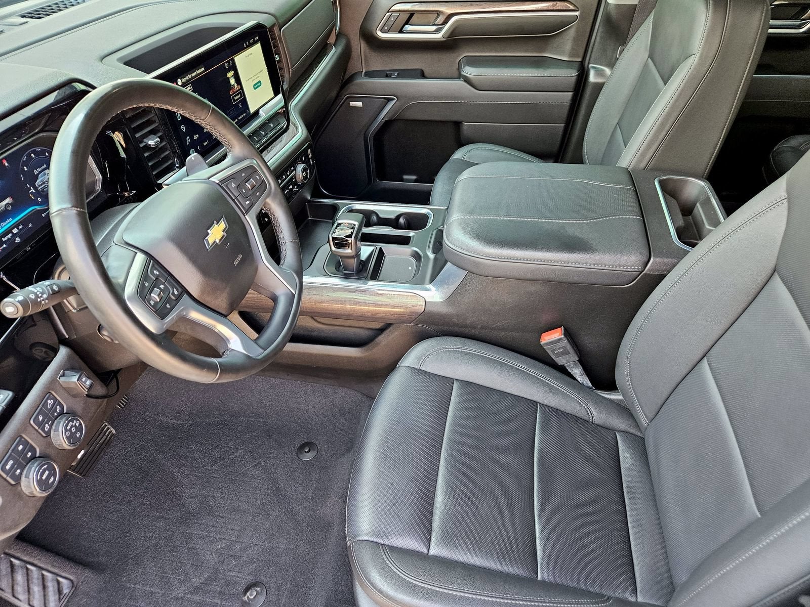 2024 Chevrolet Silverado 1500 LTZ - Photo 19