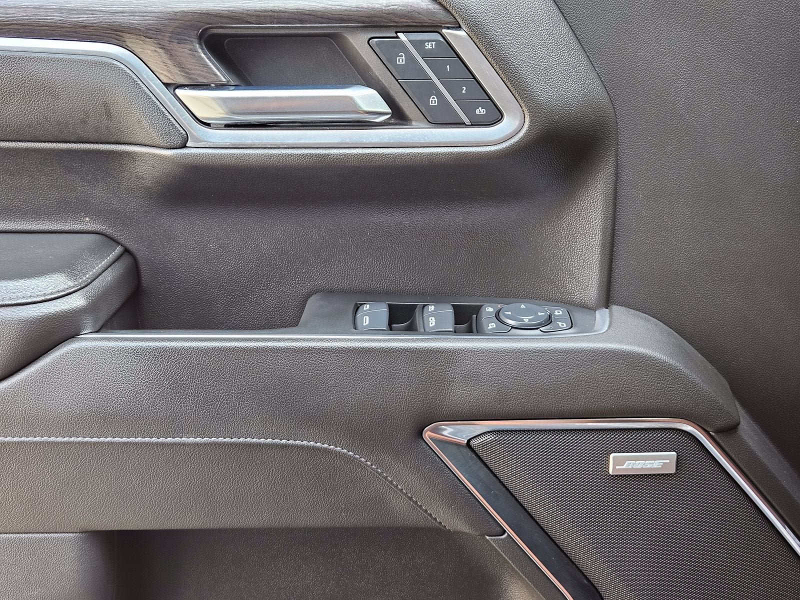 2024 Chevrolet Silverado 1500 LTZ - Photo 29