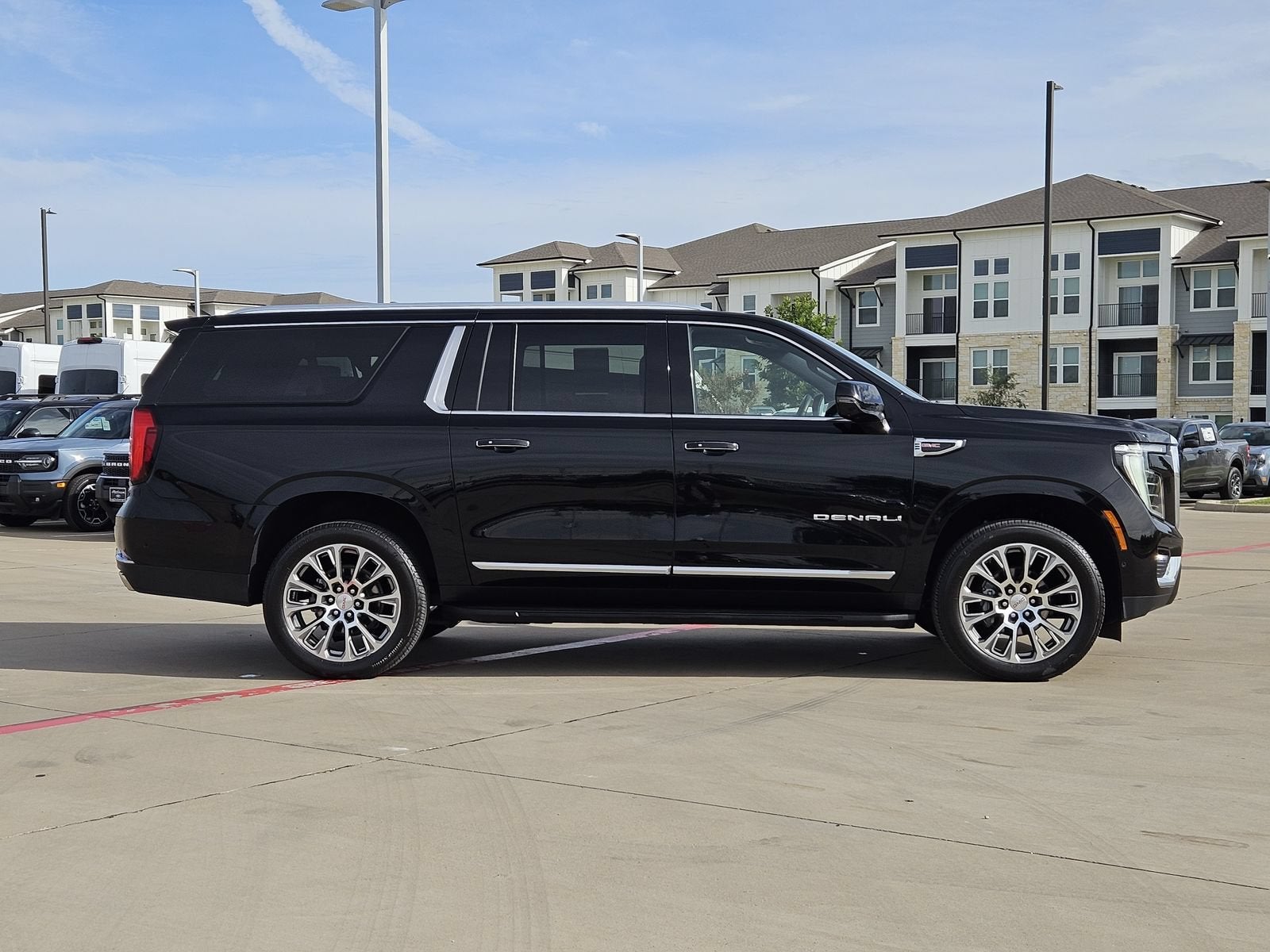 2025 GMC Yukon XL Denali