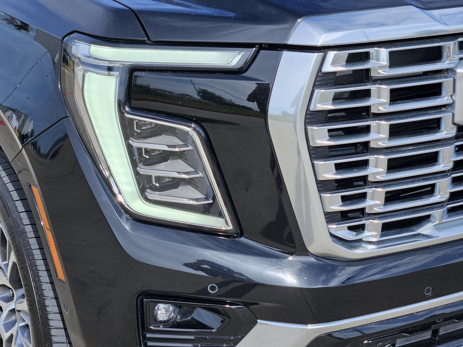 2025 GMC Yukon XL Denali