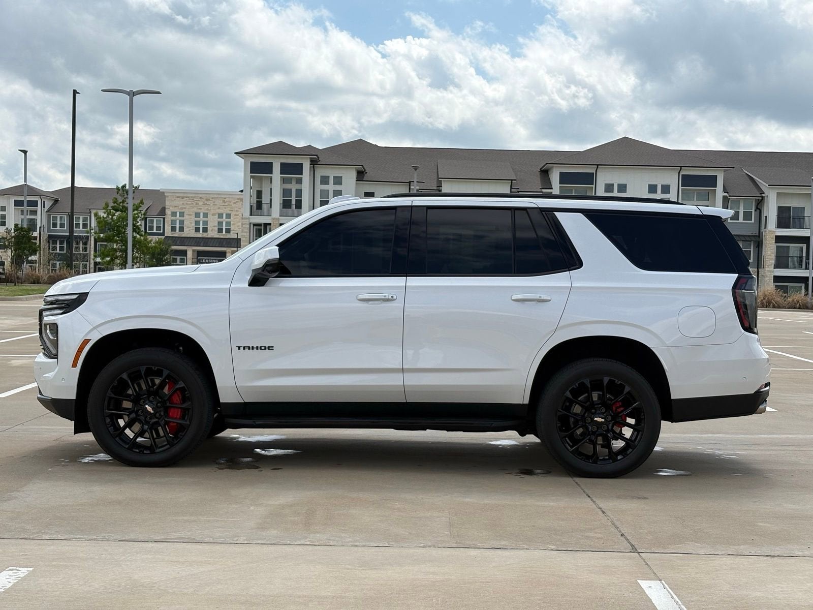 2025 Chevrolet Tahoe RST