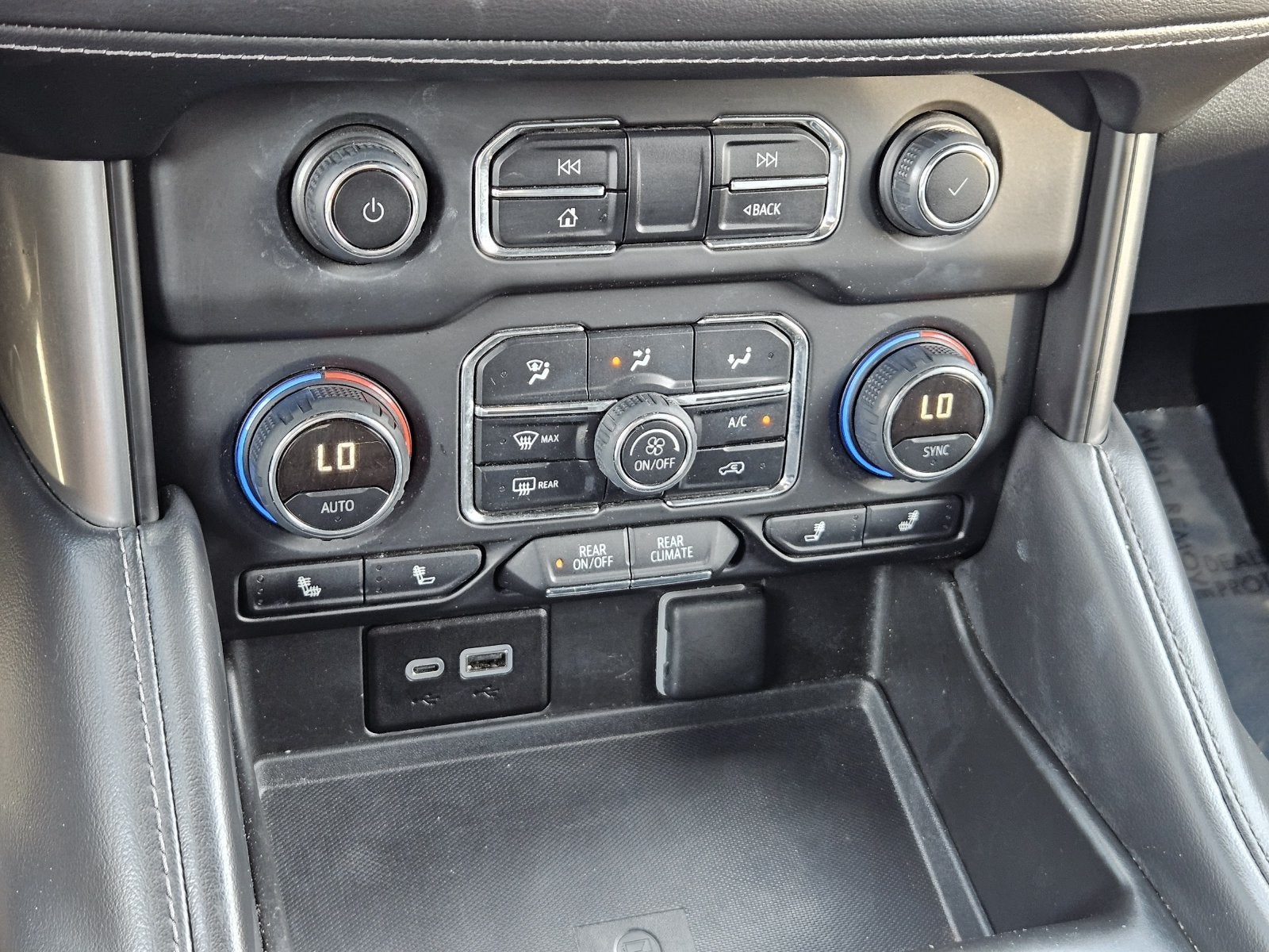 2024 Chevrolet Suburban Z71