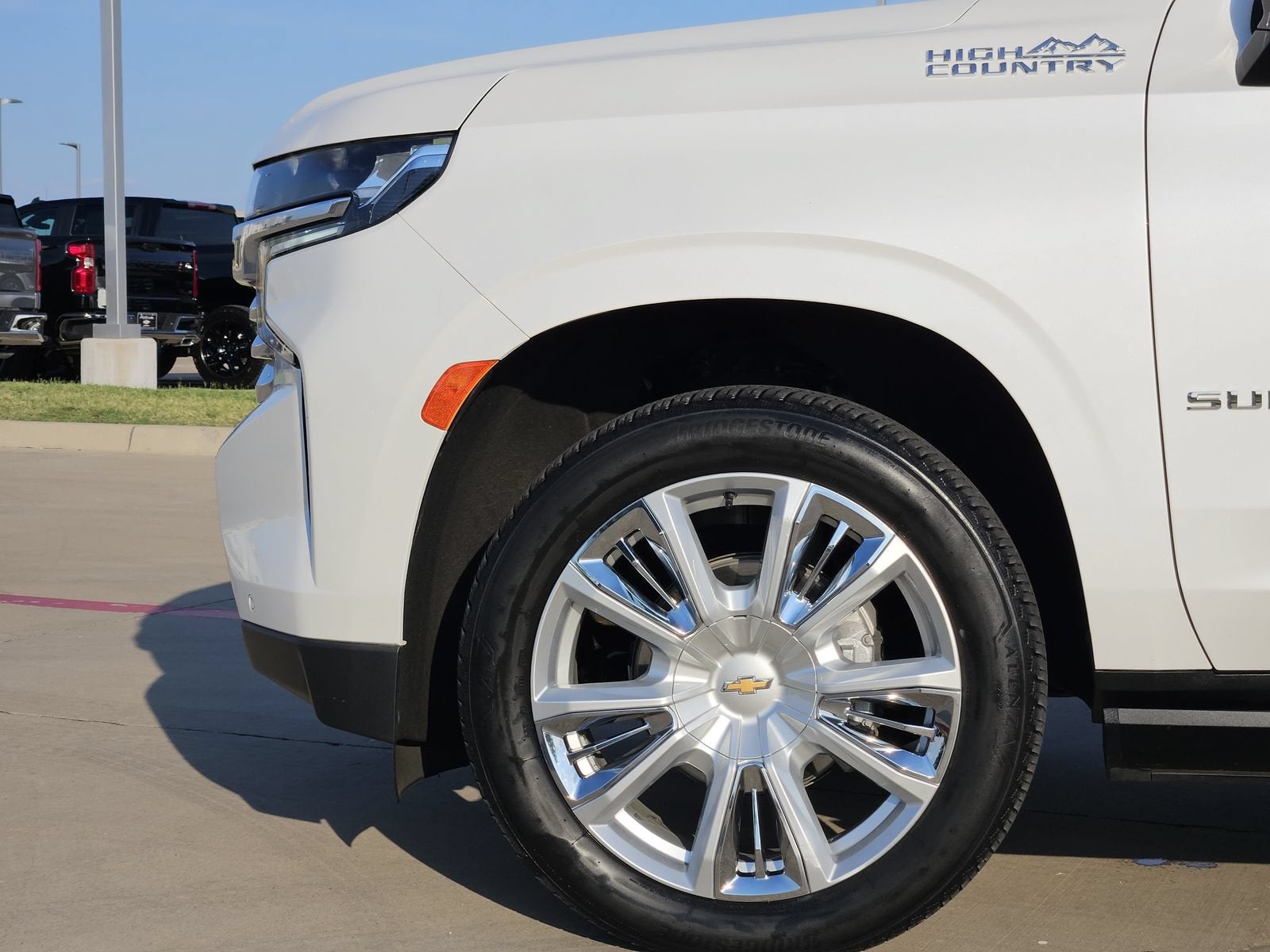 2023 Chevrolet Suburban High Country