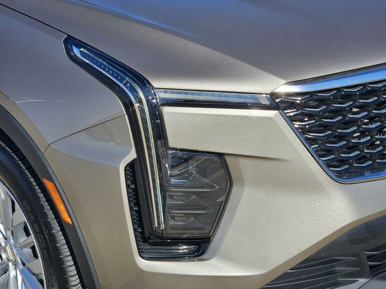 2024 Cadillac XT4 Luxury