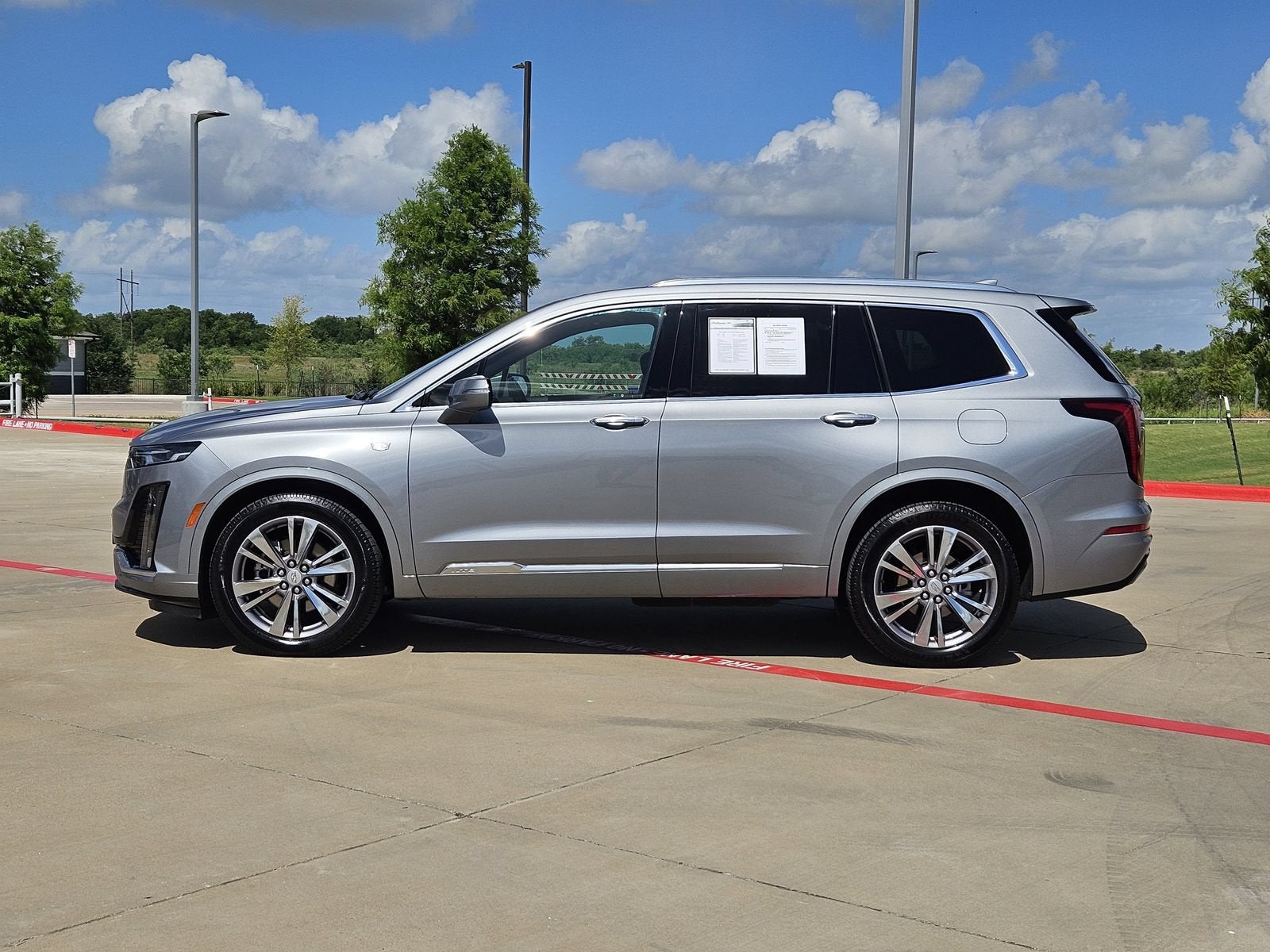 2025 Cadillac XT6 Premium Luxury