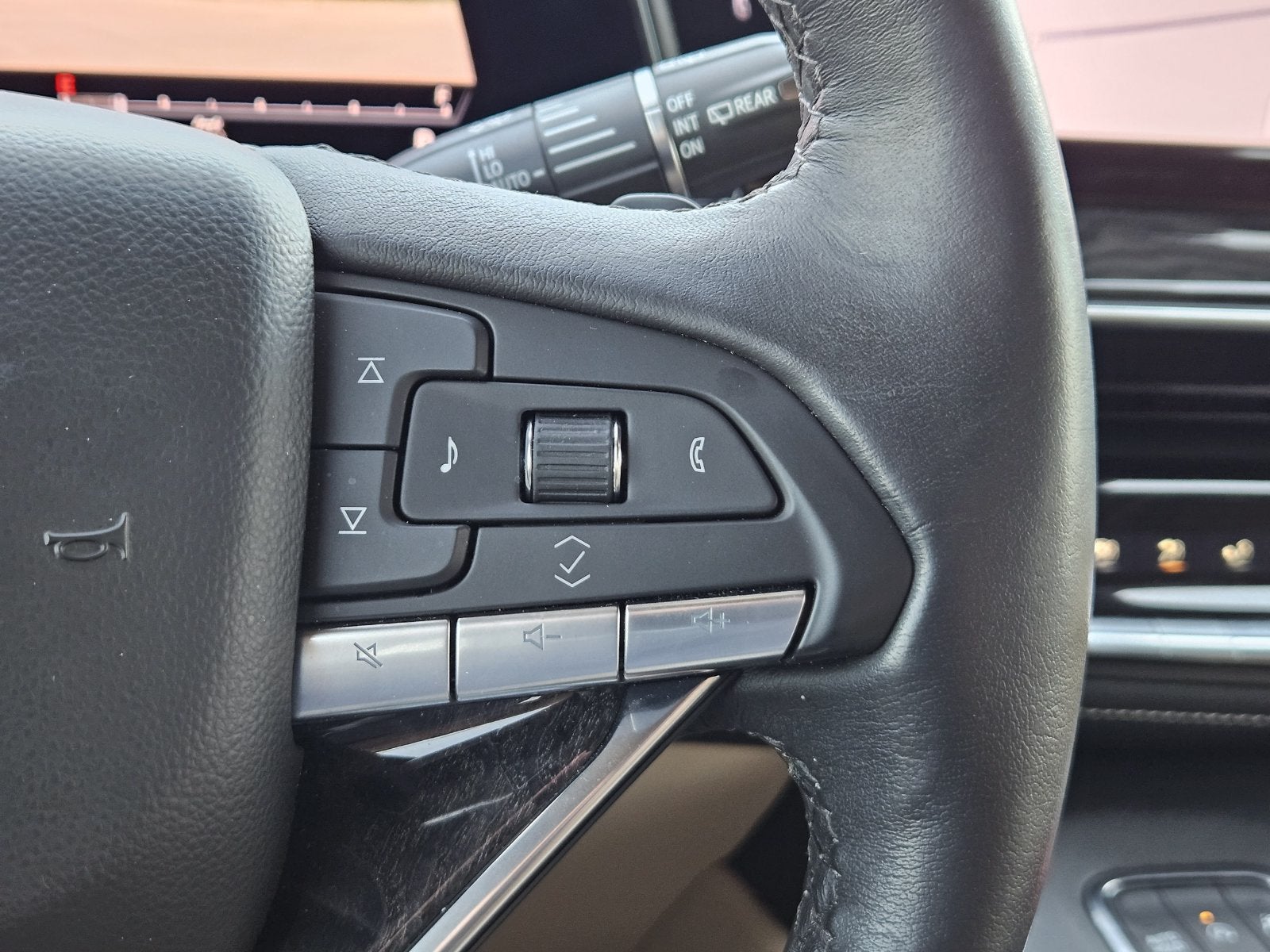 2023 Cadillac Escalade 4WD Premium Luxury