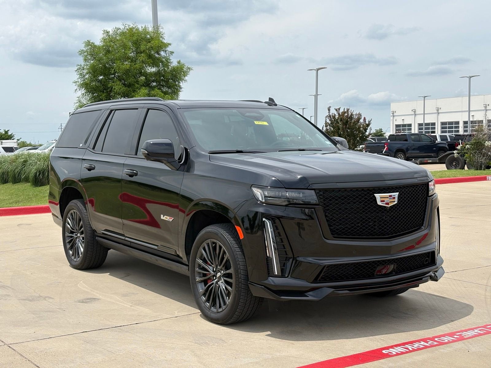 2023 Cadillac Escalade 4WD Escalade-V's photo