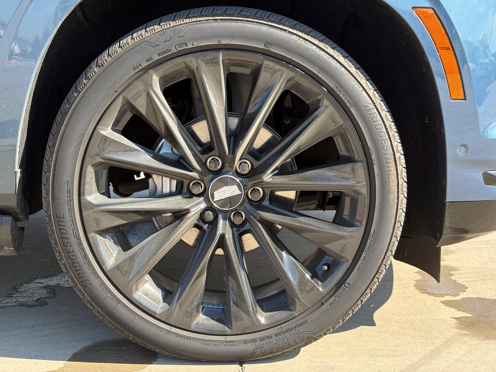2025 Cadillac Escalade Sport Platinum
