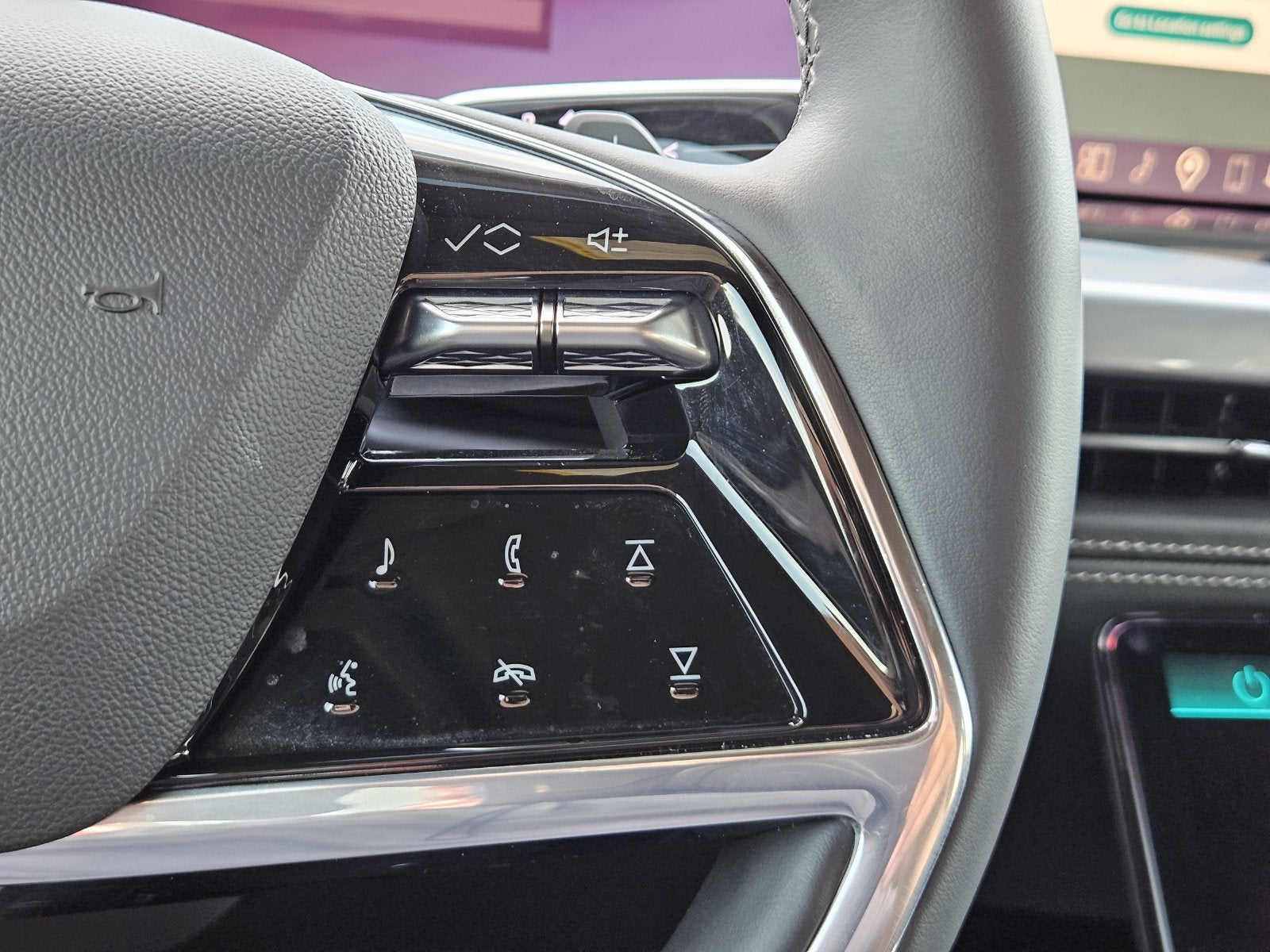 2025 Cadillac Escalade ESV Sport