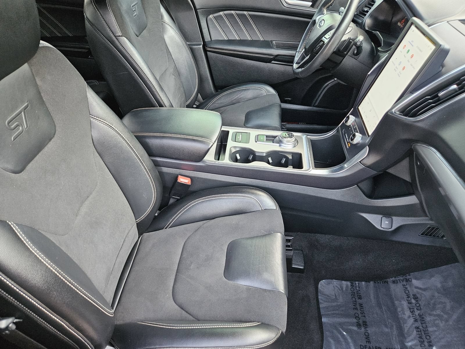 2023 Ford Edge ST - Photo 16