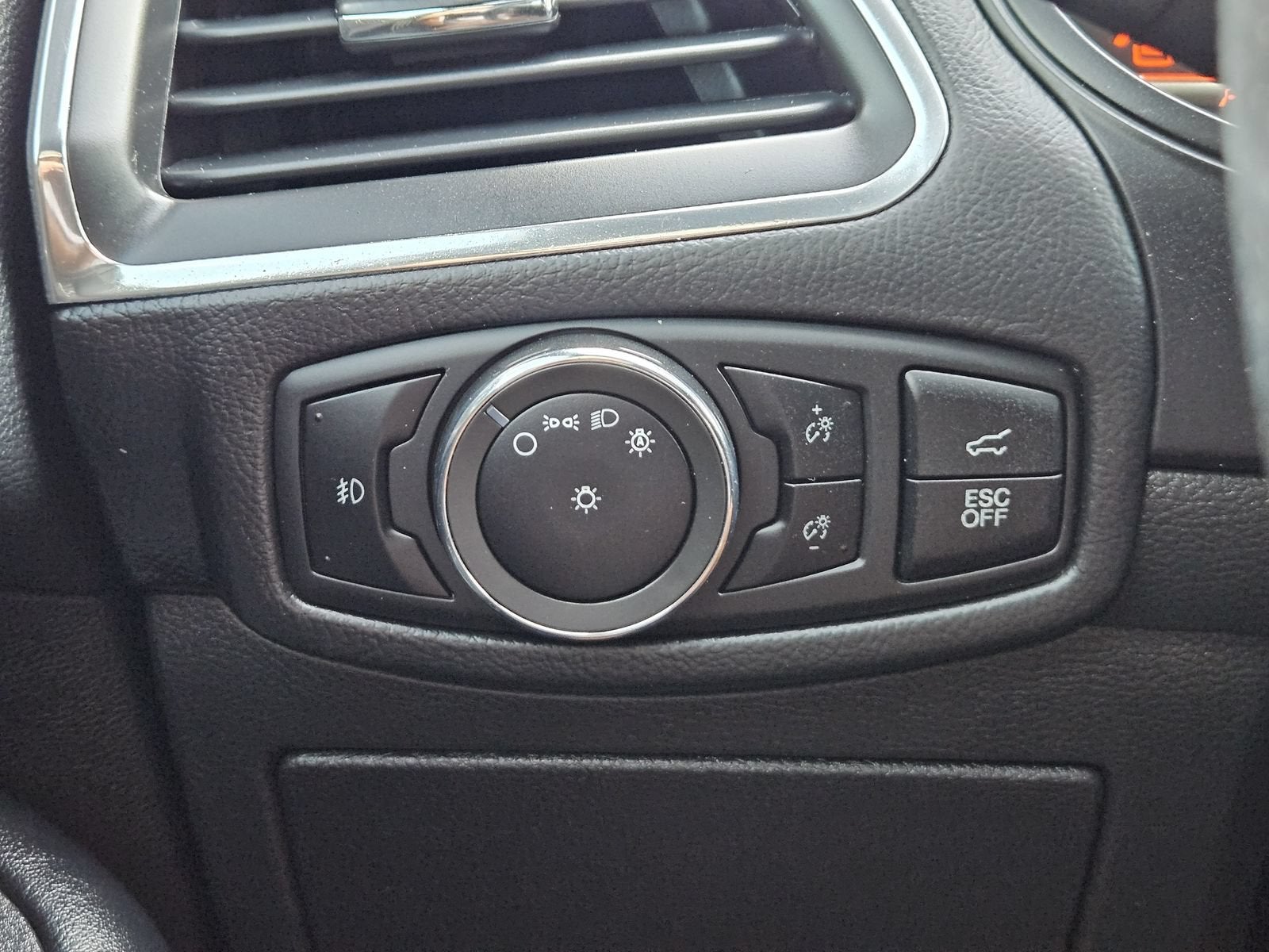2023 Ford Edge ST - Photo 24