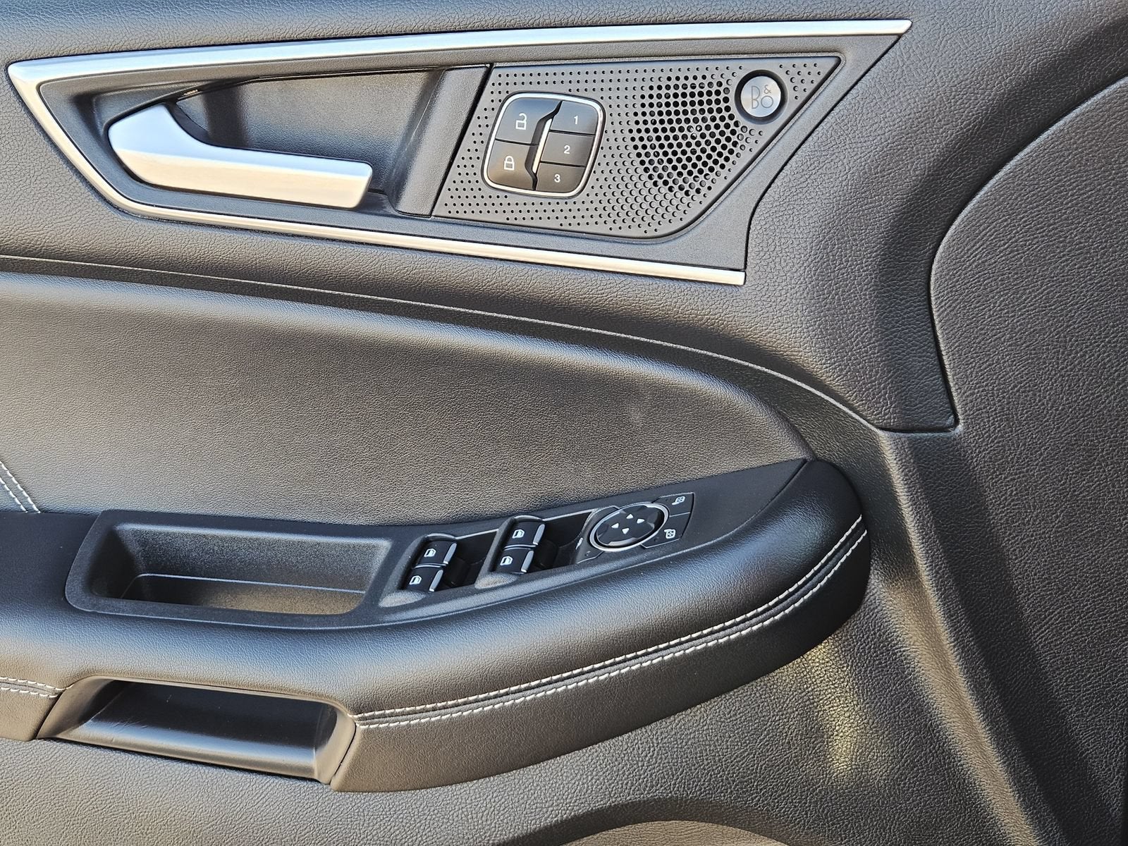 2023 Ford Edge ST - Photo 29