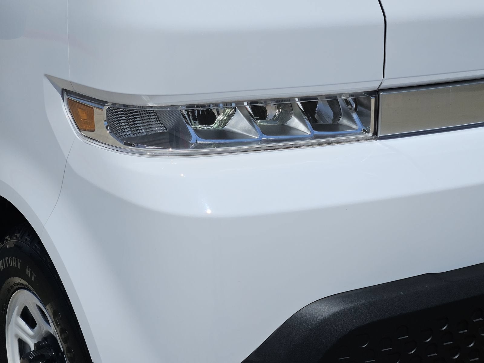 2024 BrightDrop Zevo 600 EJY