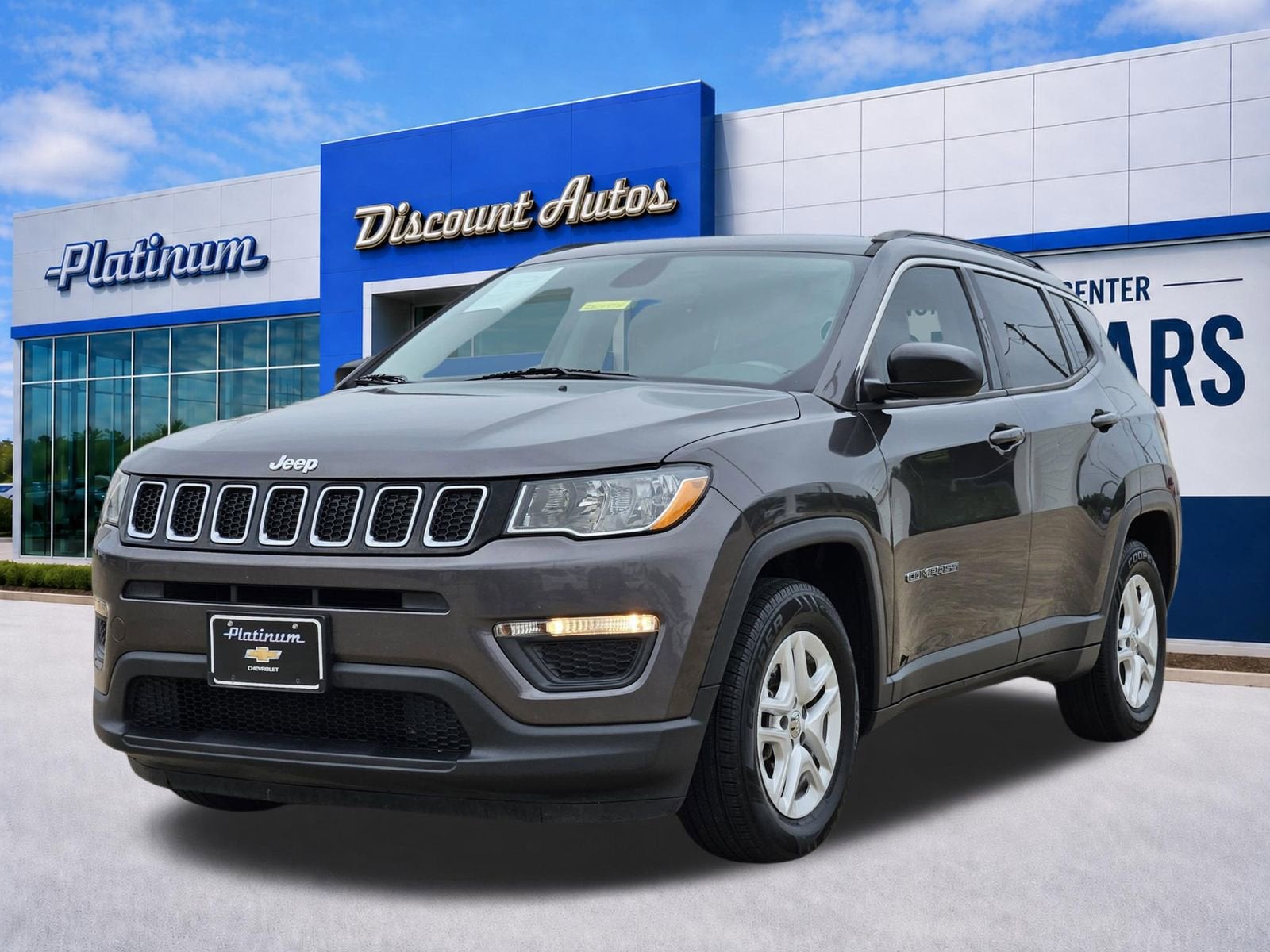 Used 2019 Jeep Compass Sport with VIN 3C4NJCAB0KT819844 for sale in Terrell, TX