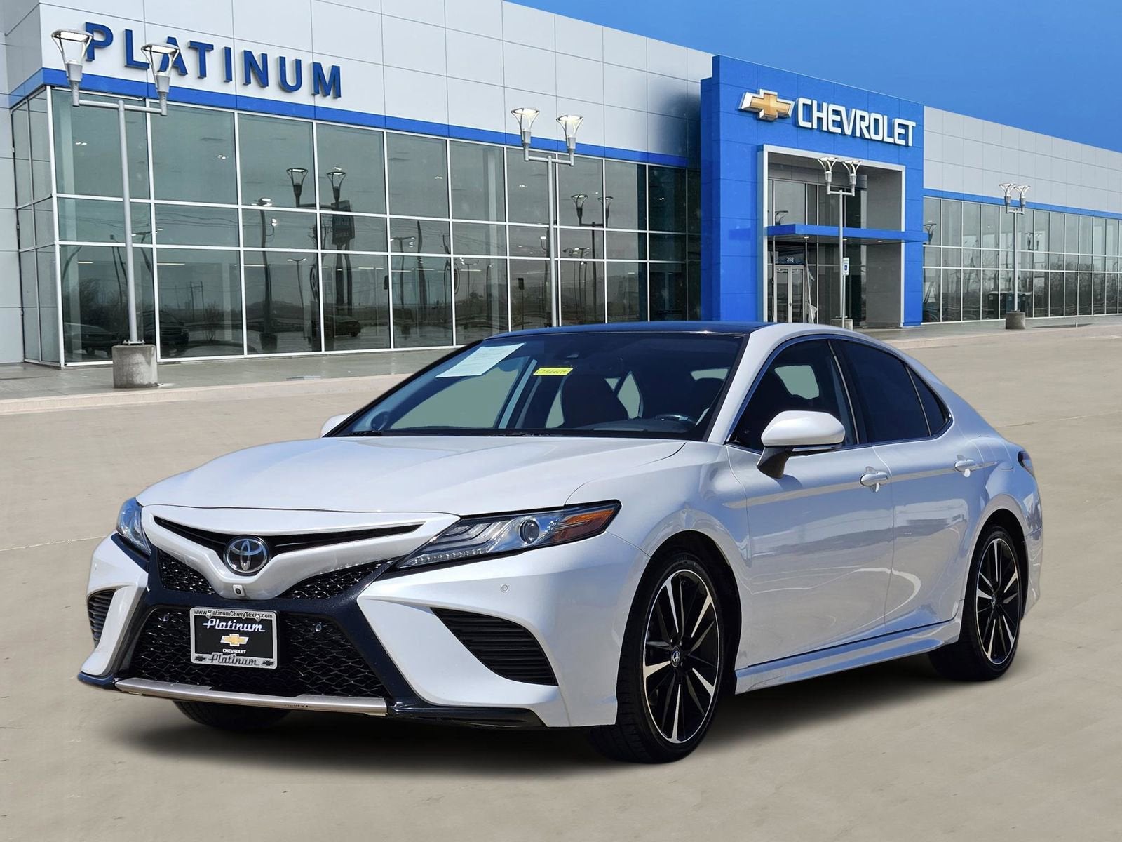 Used 2019 Toyota Camry XSE with VIN 4T1B61HKXKU751861 for sale in Terrell, TX