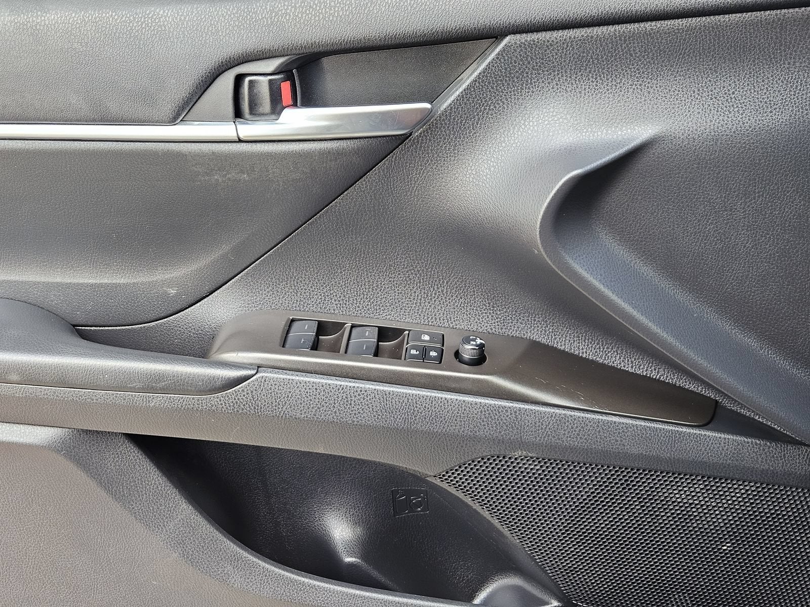 2023 Toyota Camry TRD - Photo 30