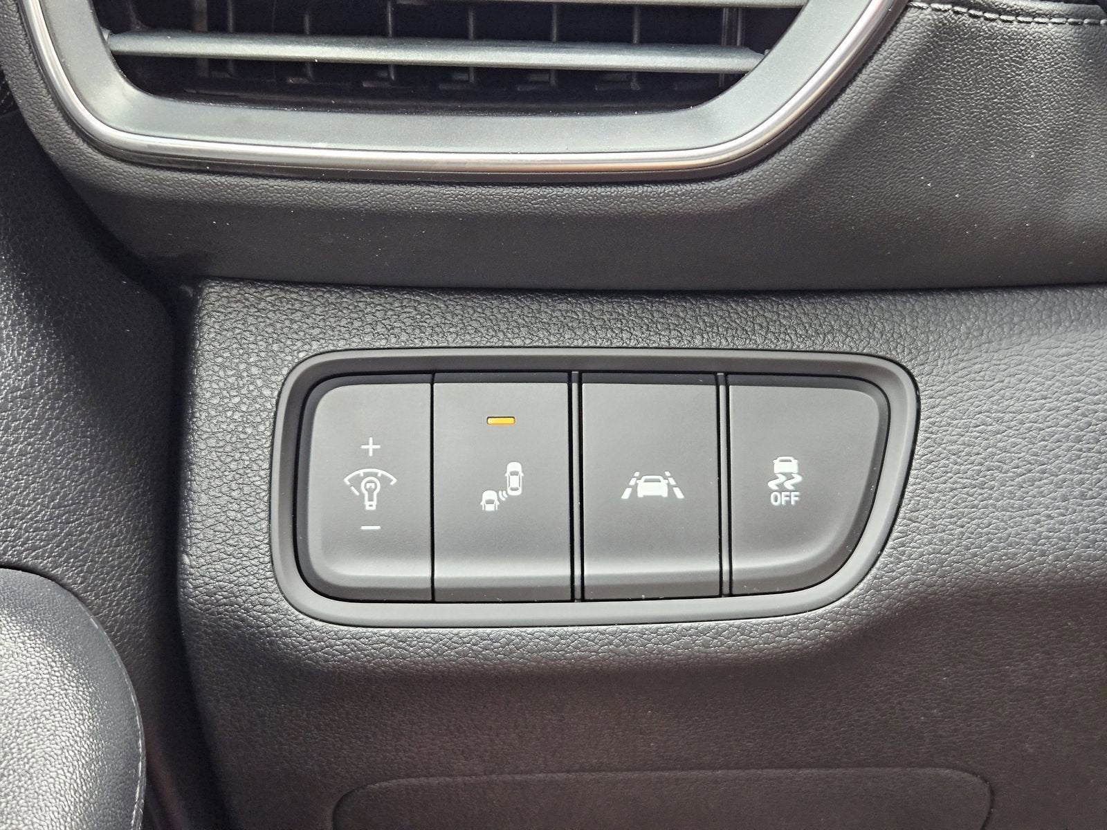 2019 Hyundai Santa Fe SE - Photo 22