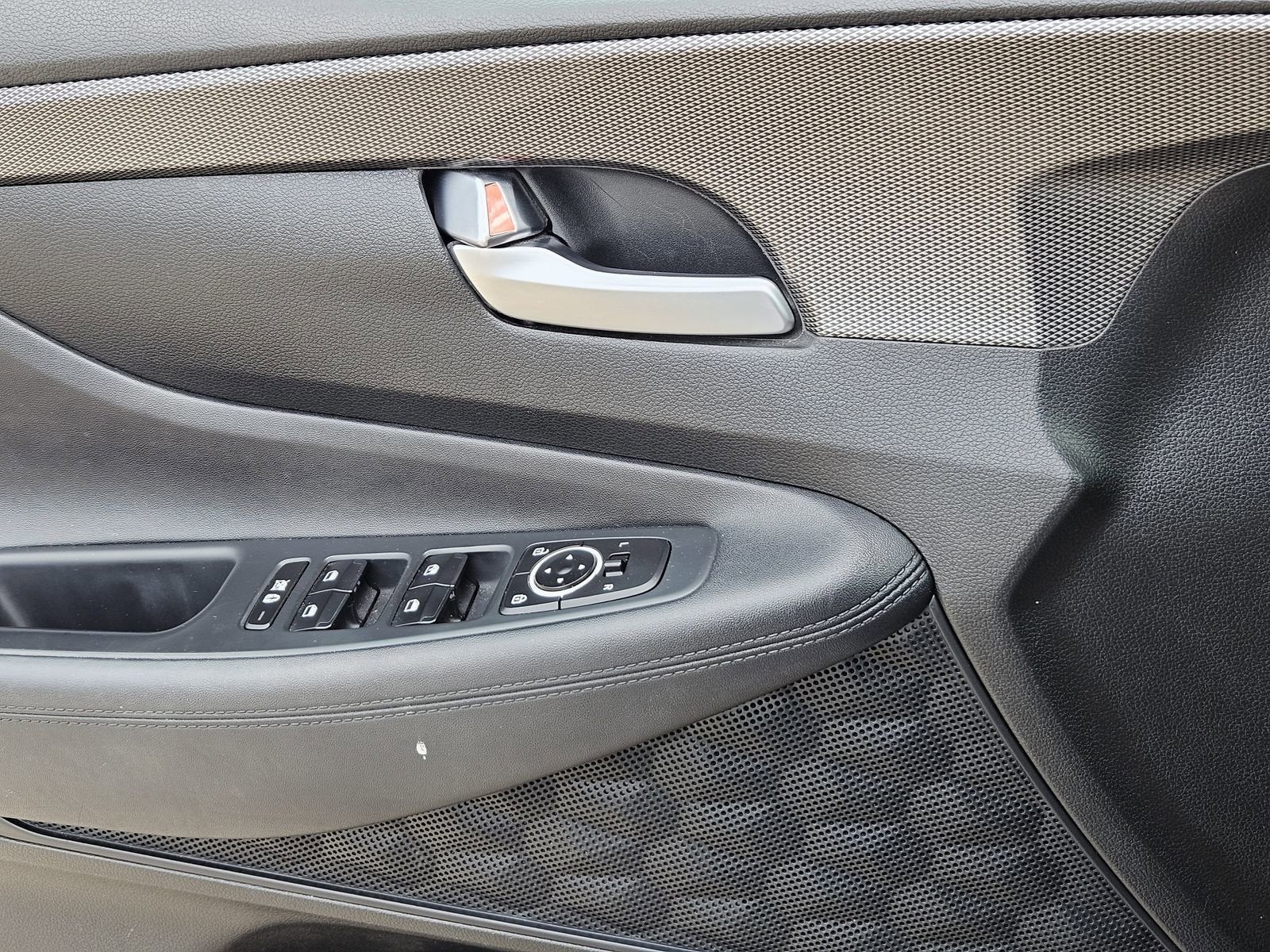2019 Hyundai Santa Fe SE - Photo 27