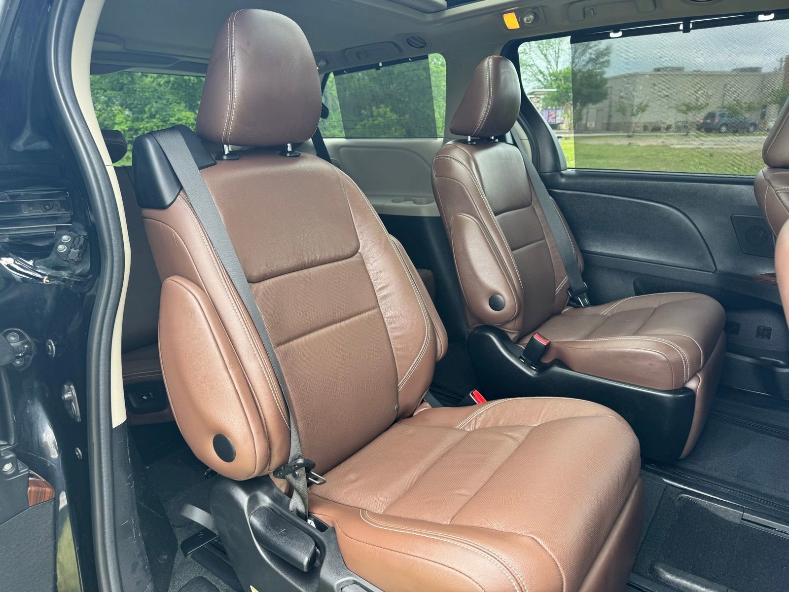 2017 Toyota Sienna XLE Auto Access Seat