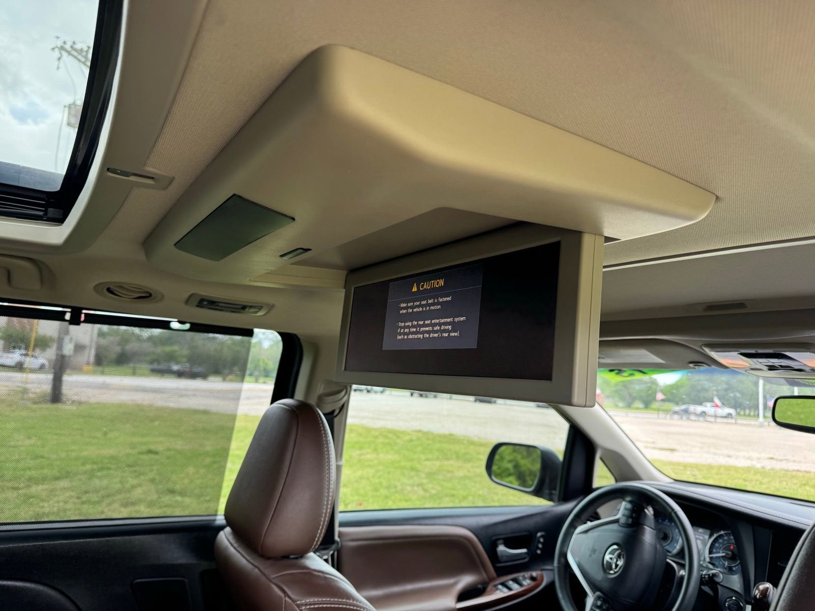 2017 Toyota Sienna XLE Auto Access Seat