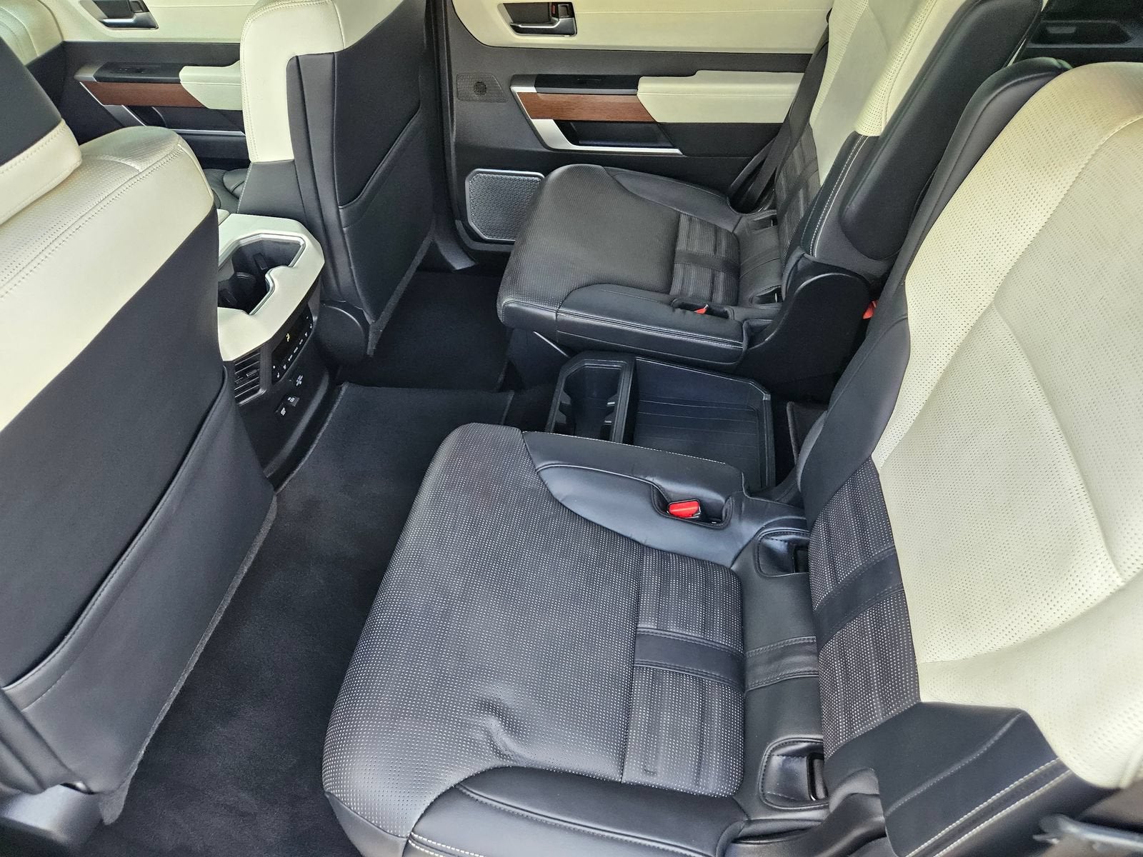 2023 Toyota Sequoia Capstone - Photo 31