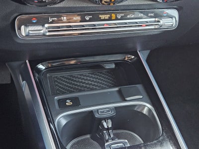 2025 Mercedes-Benz GLB 250 4MATIC®