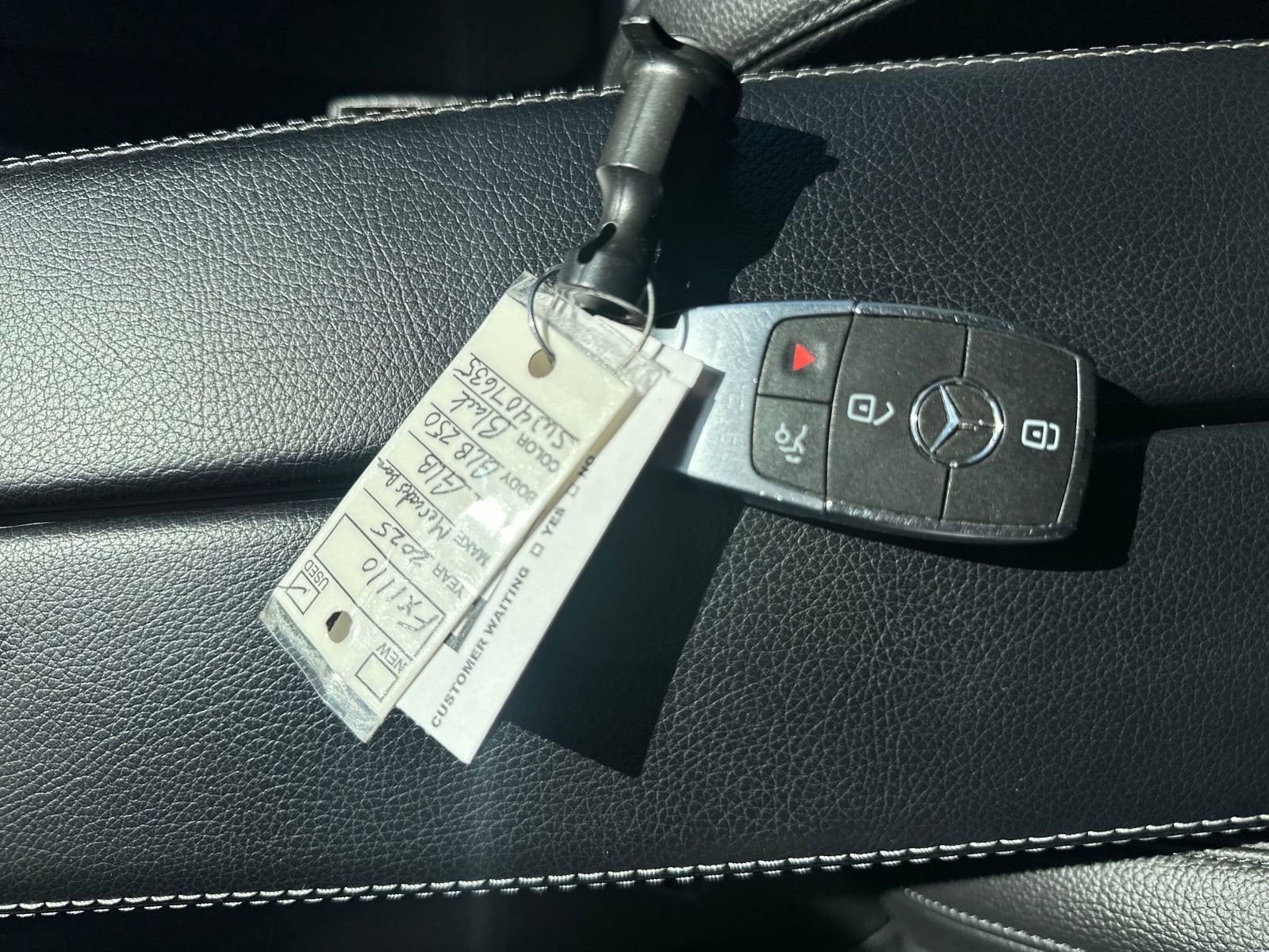 2025 Mercedes-Benz GLB 250 4MATIC®