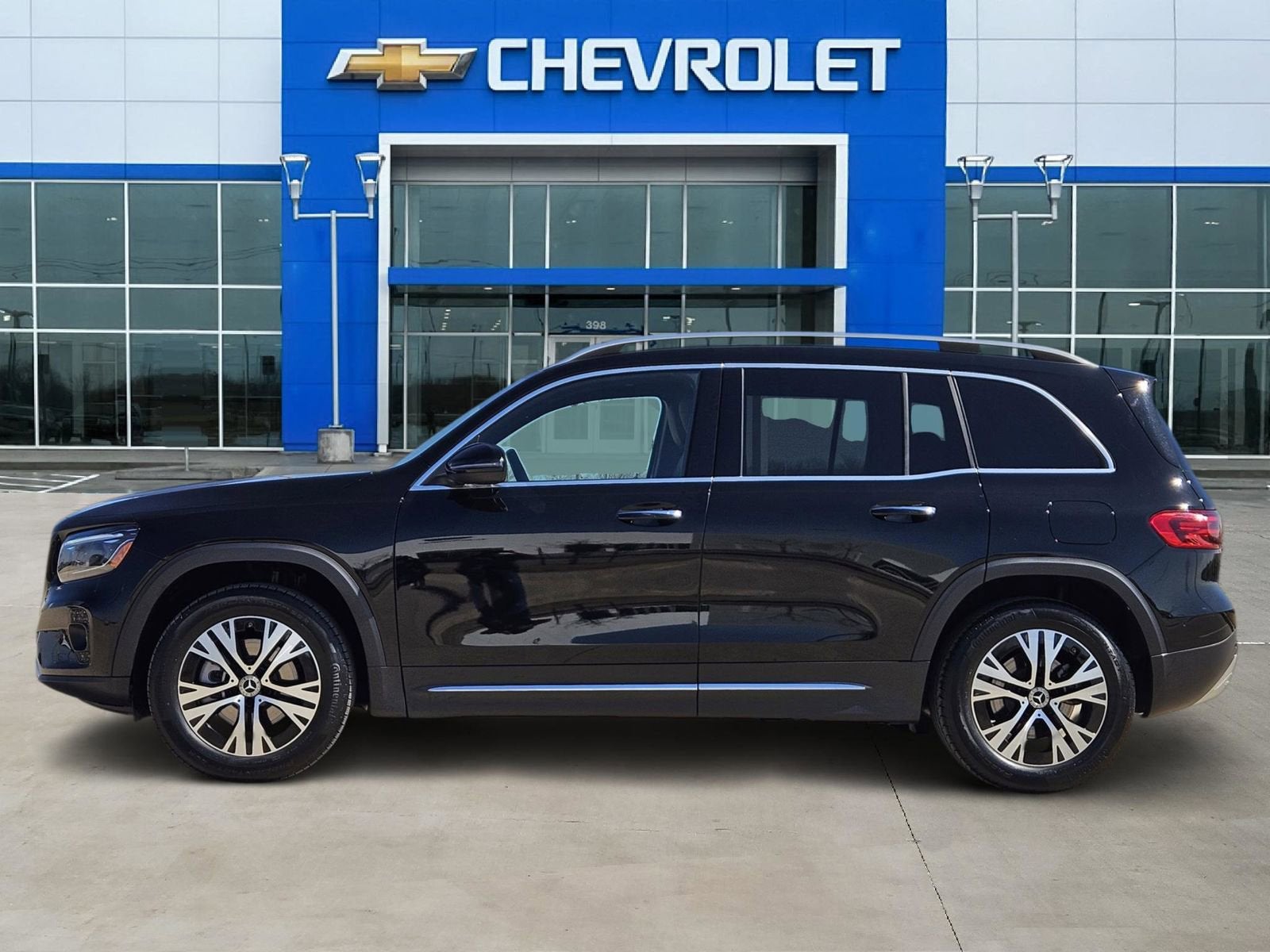 2025 Mercedes-Benz GLB 250 4MATIC®