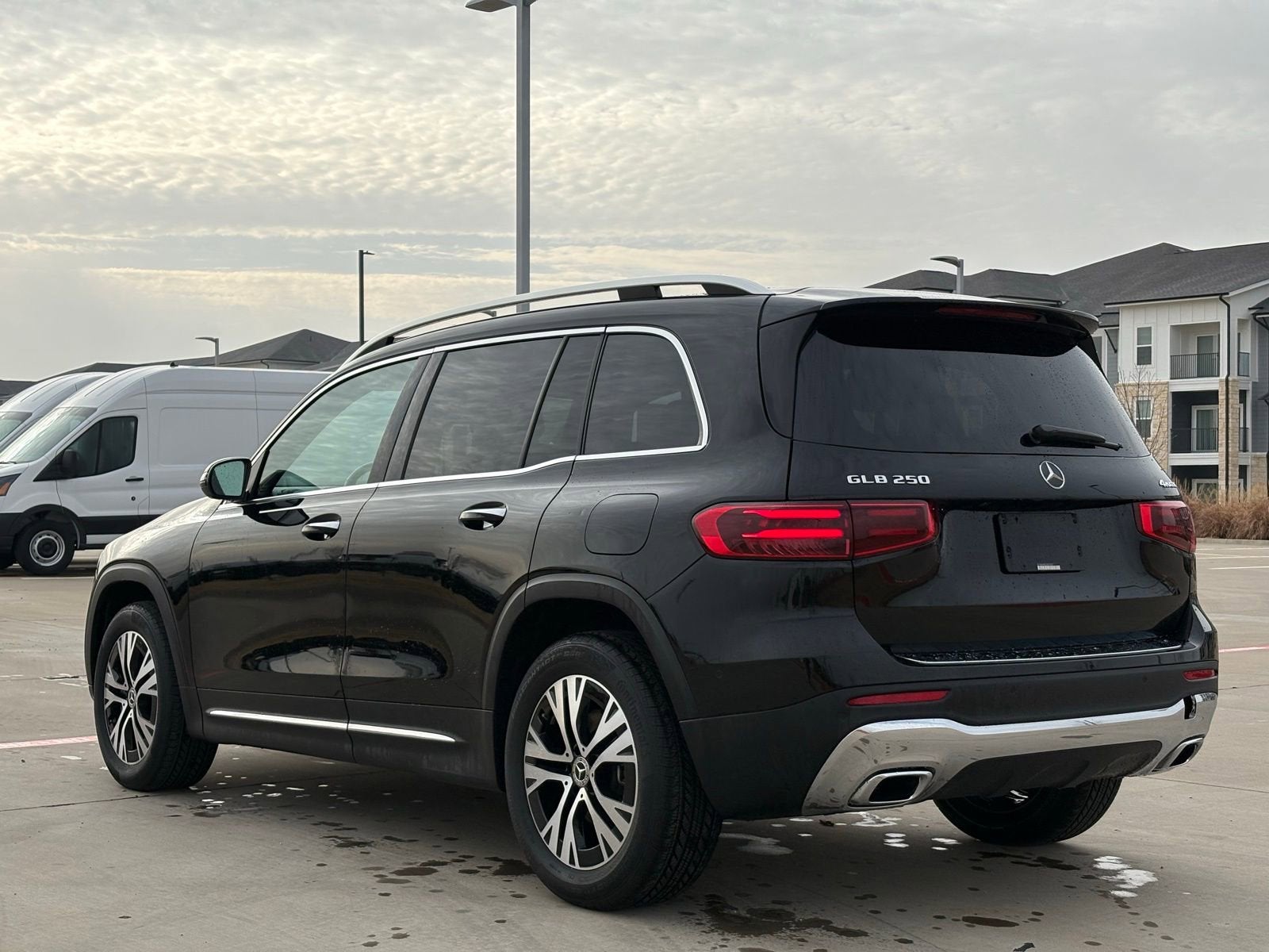 2025 Mercedes-Benz GLB 250 4MATIC®