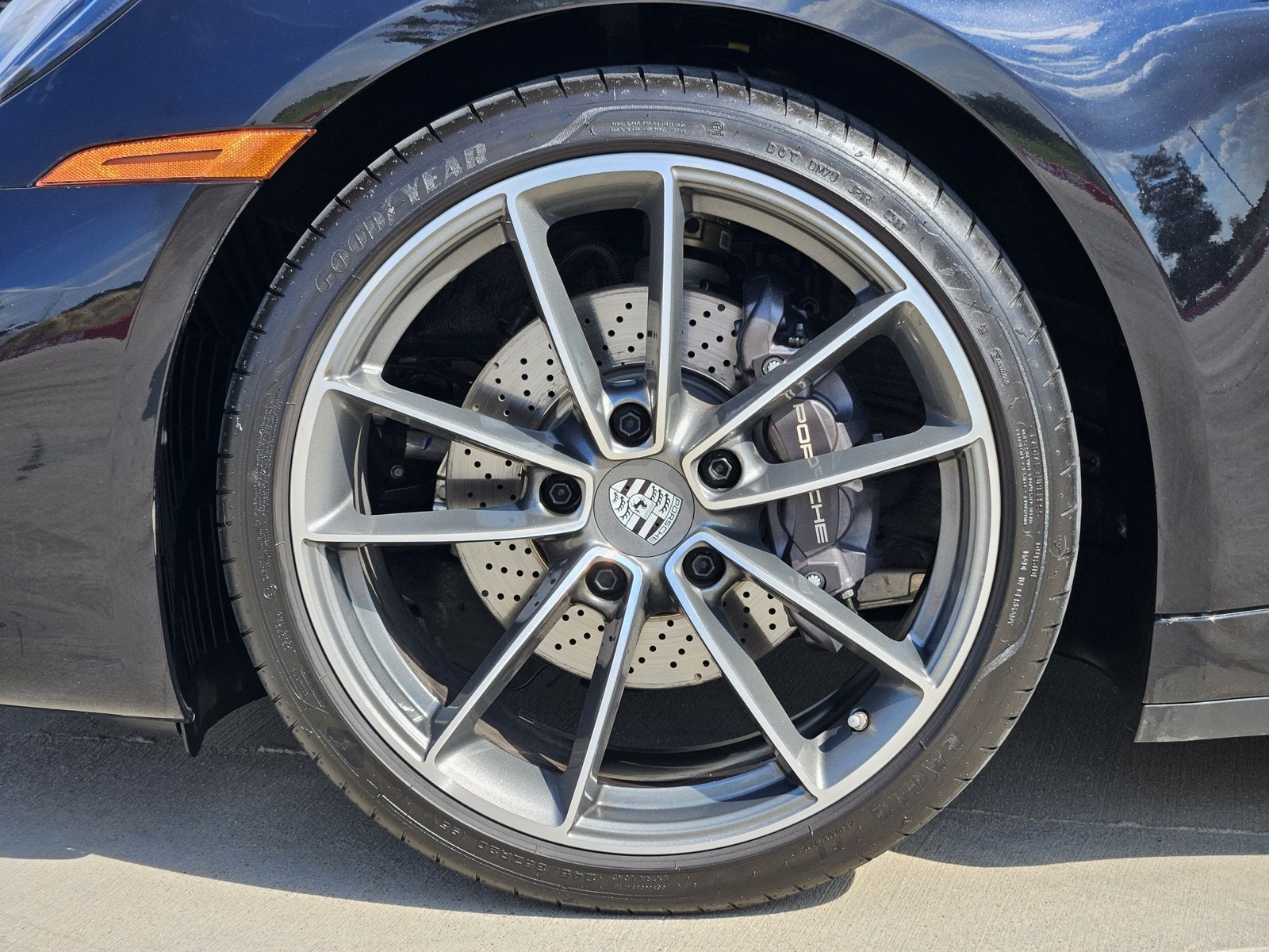 2023 Porsche 911 Carrera