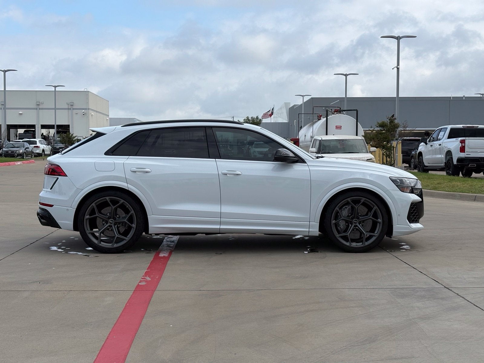 2025 Audi RS Q8 quattro Tiptronic