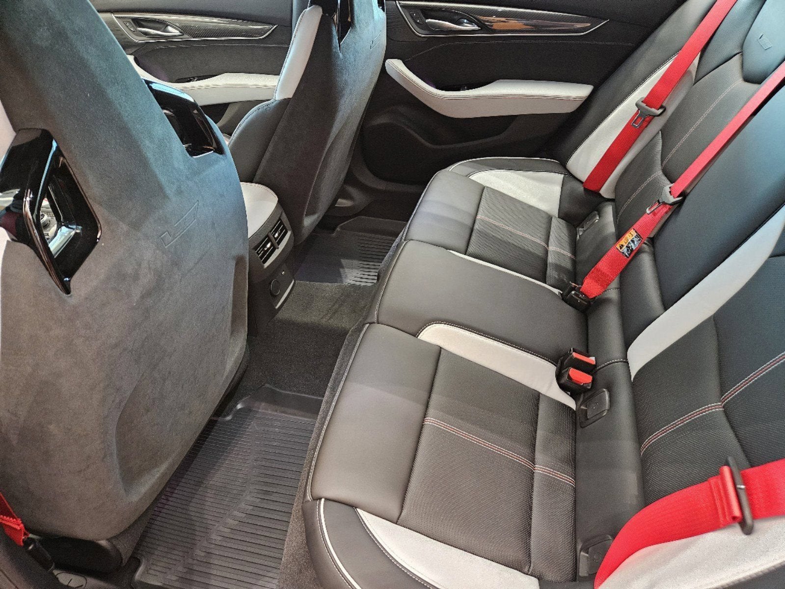 2025 Cadillac CT5-V V-Series Blackwing