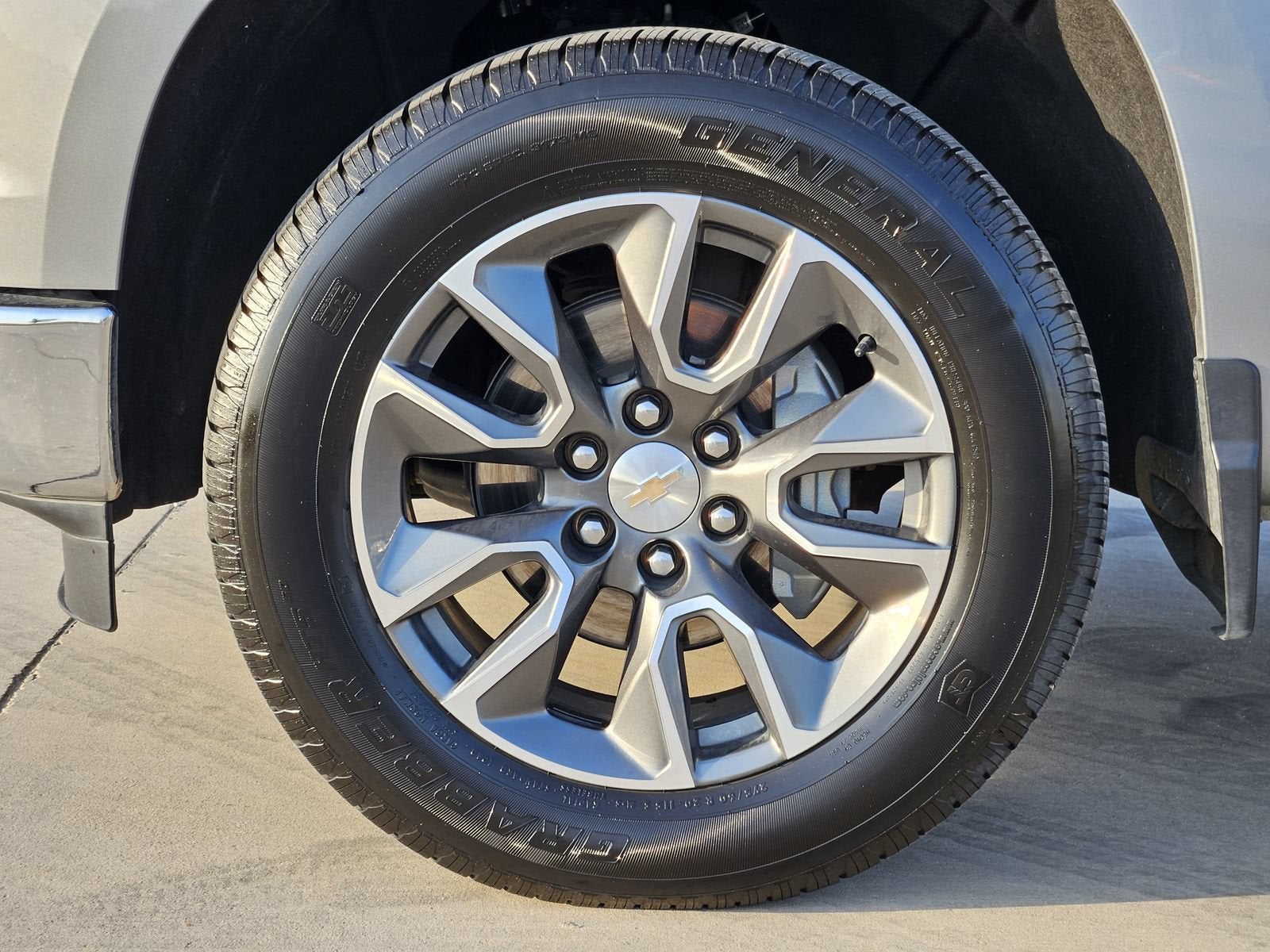 2025 Chevrolet Silverado 1500 LT (2FL)