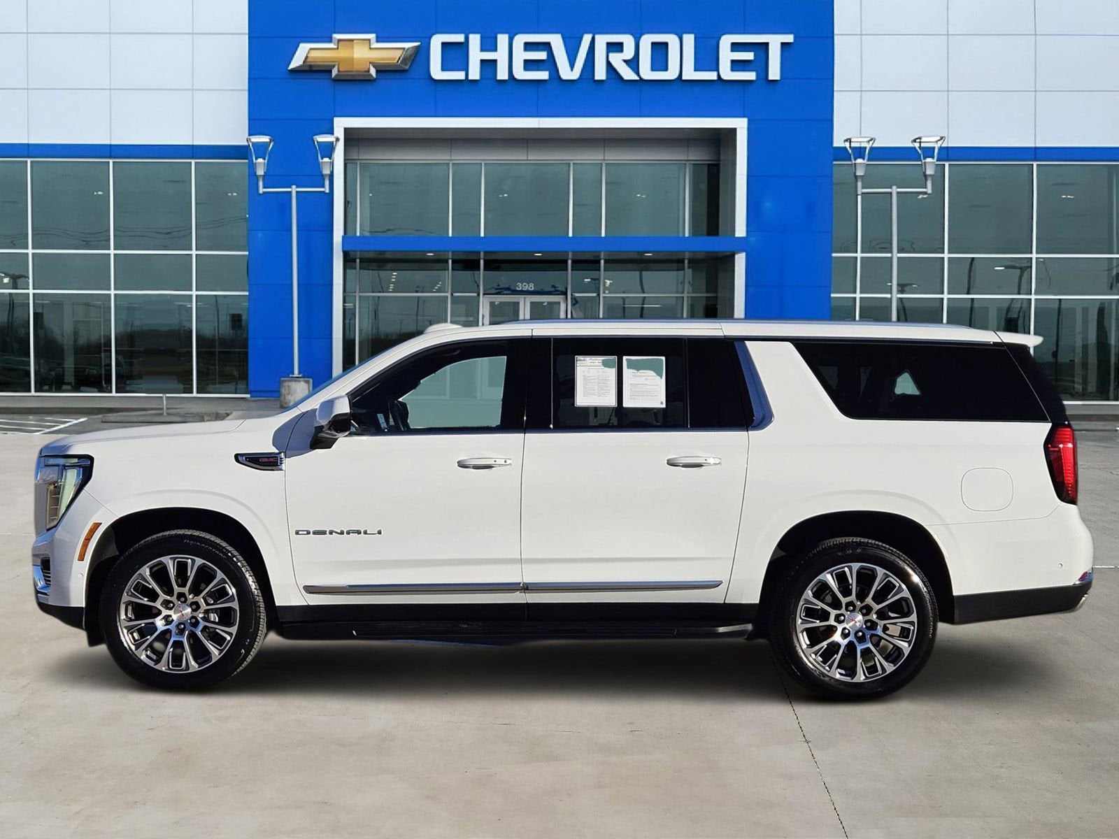 2025 GMC Yukon XL Denali